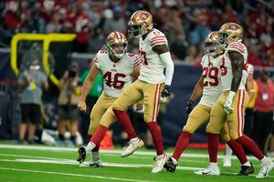 WATCH: Davis Mills flashes the arm strength in preseason victory of San  Francisco 49ers - Sports Illustrated All Cardinal News, Analysis and More