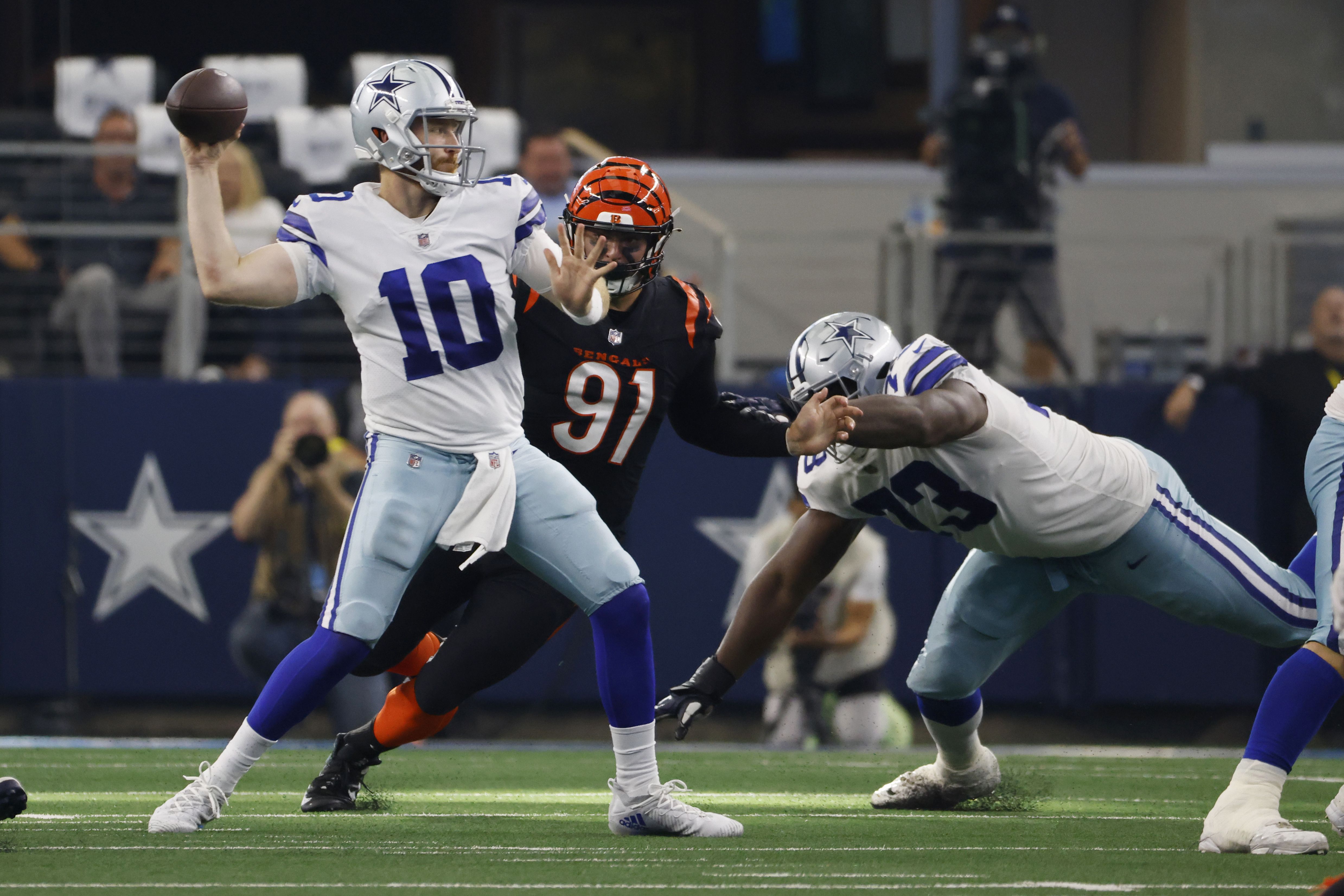 Cincinnati Bengals defensive end Trey Hendrickson (91) lines up