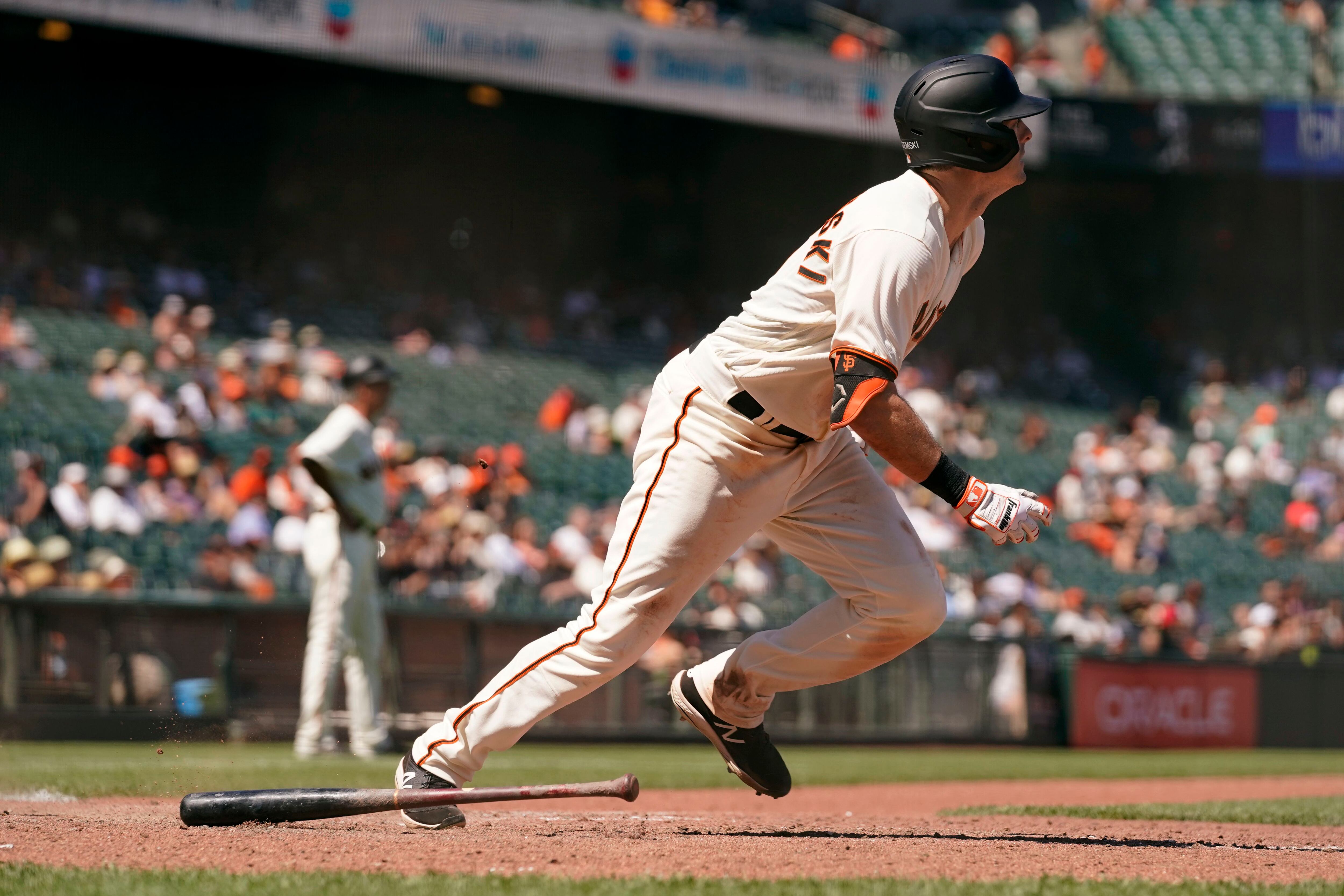 SF Giants place Darin Ruf on IL, activate Alex Dickerson