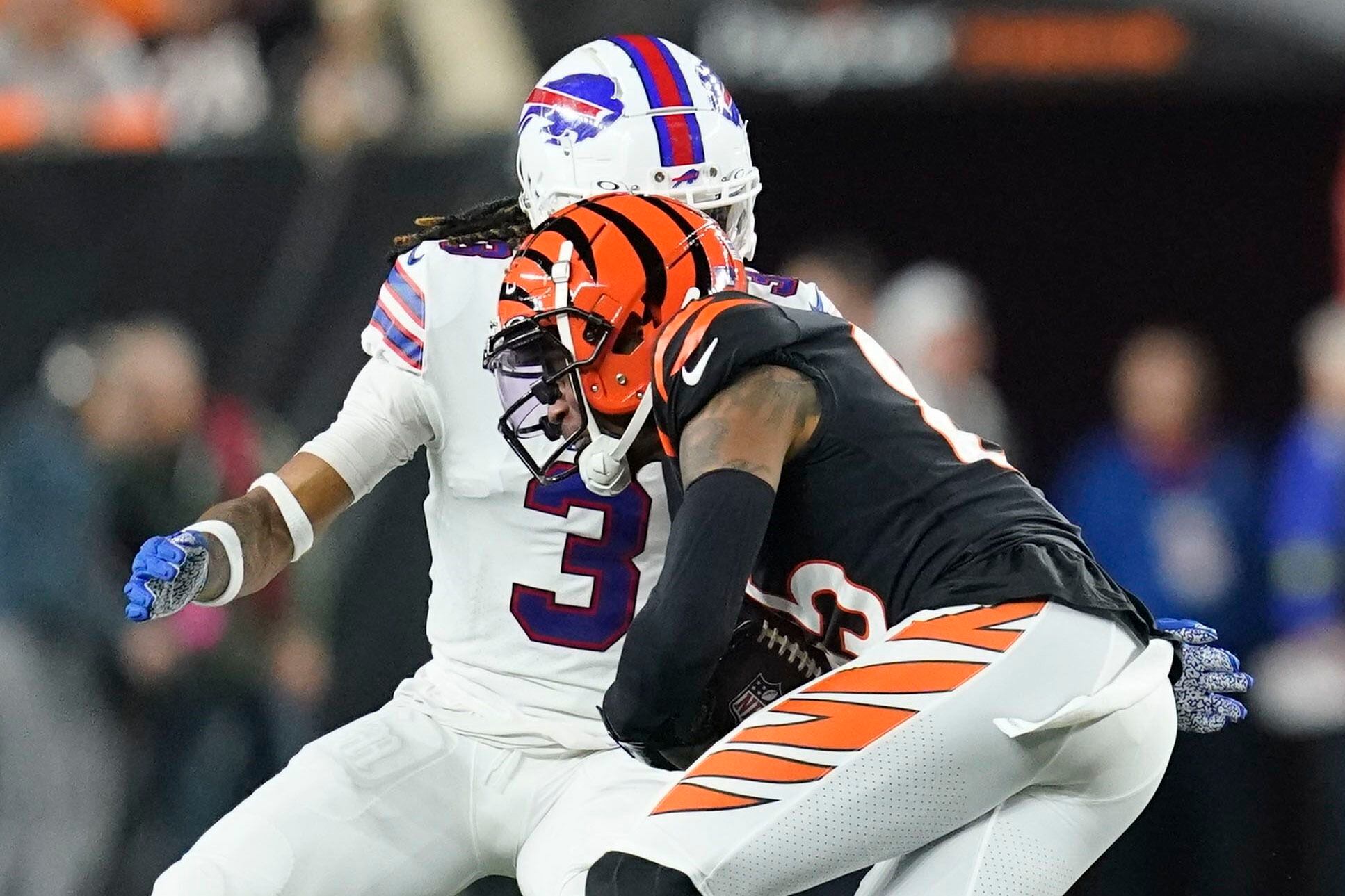 AP sources: NFL won't resume Bills-Bengals game suspended Monday night