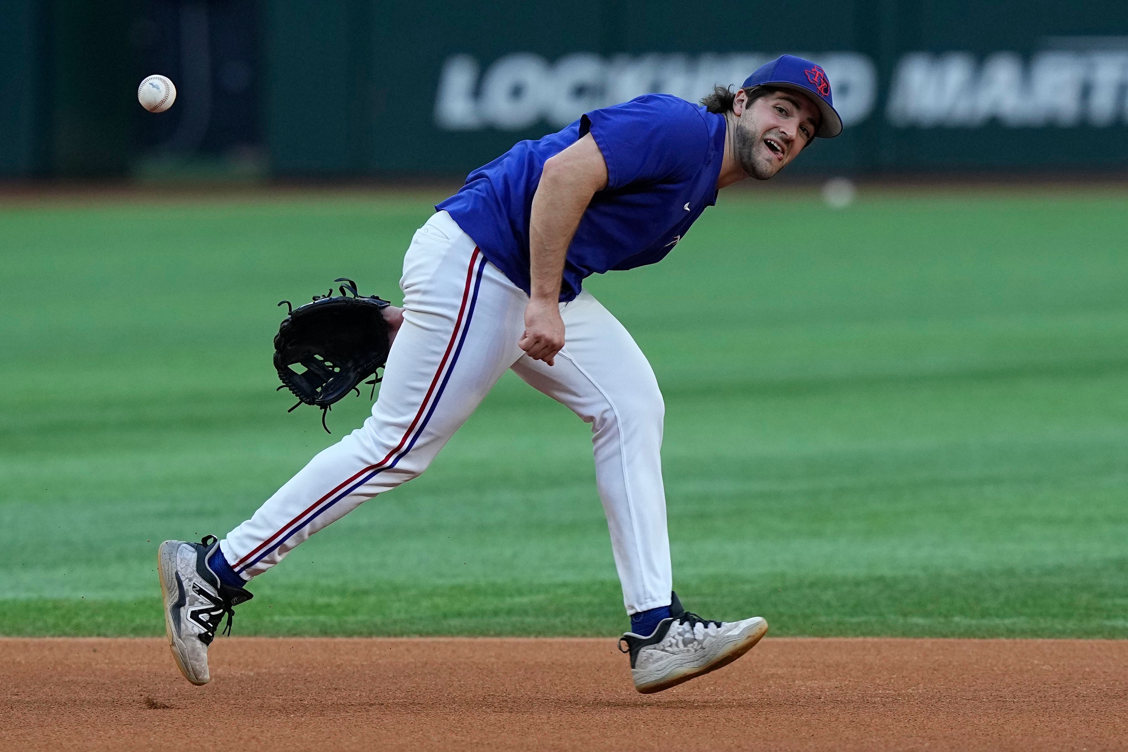 Mad Max returns for Rangers to put them up 3-0 over Astros in ALCS