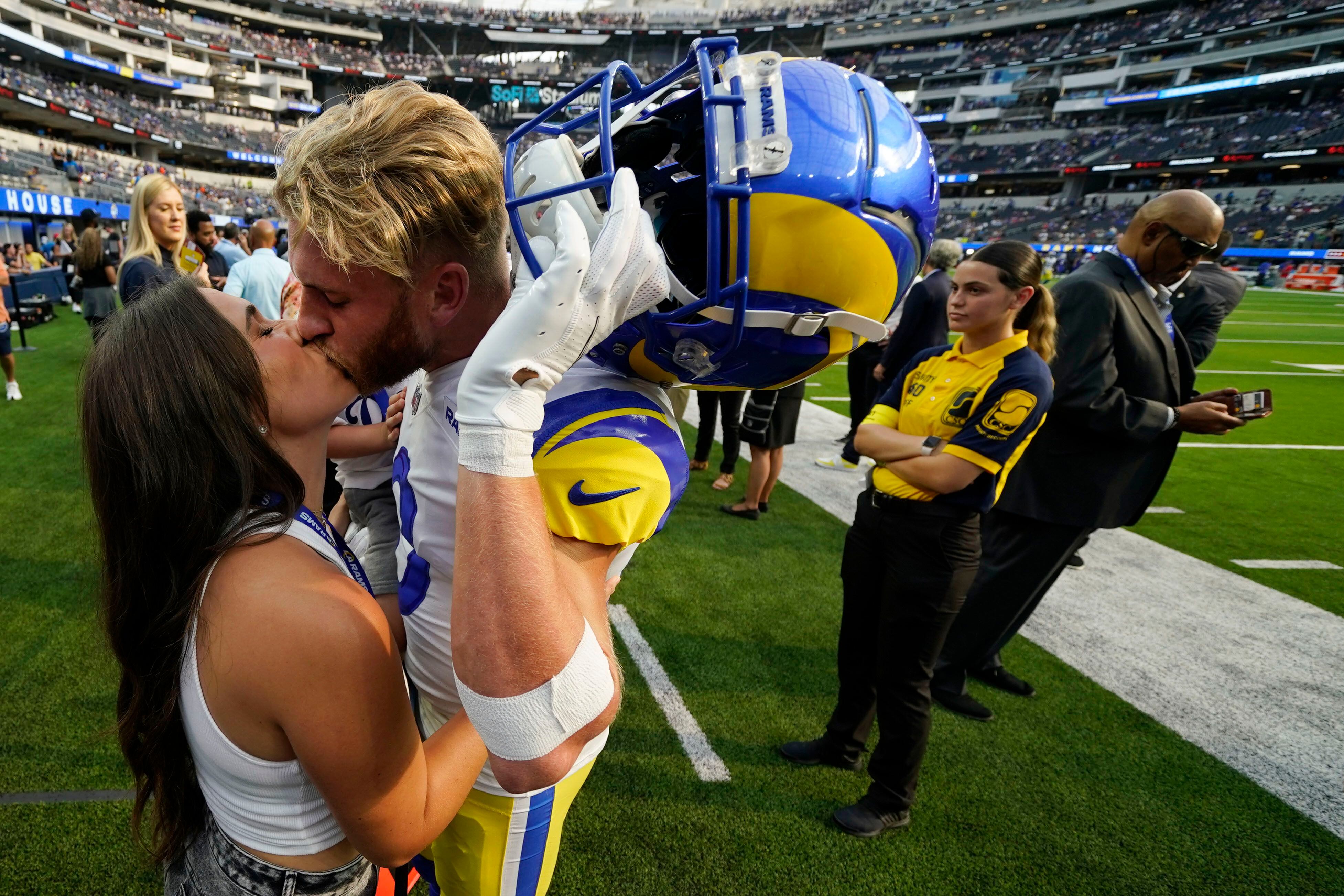 Bills blow out champion Rams 31-10 in NFL's season opener