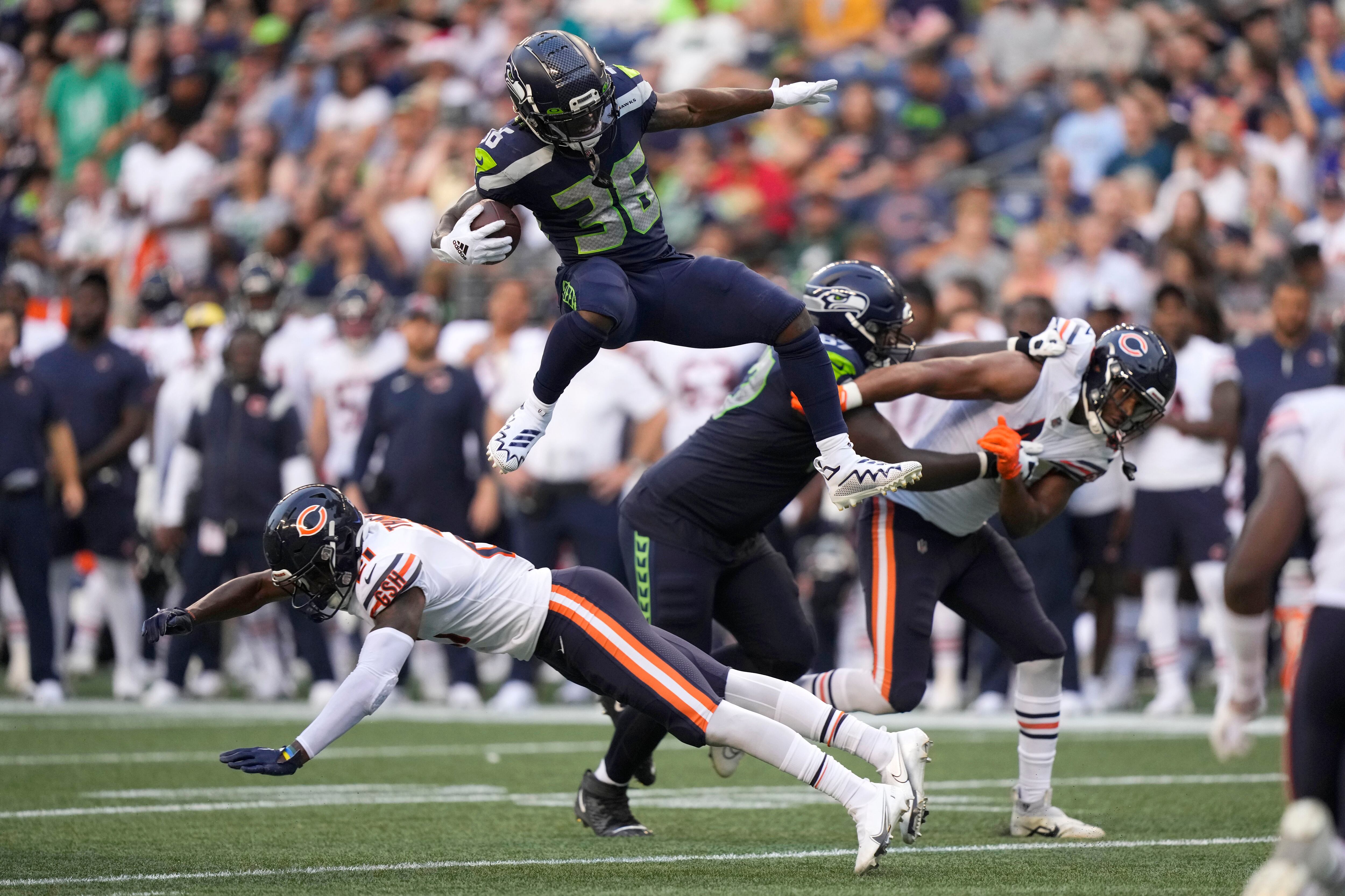 WATCH: Trevor Siemian finds Jake Tonges for Bears' first touchdown vs.  Seahawks