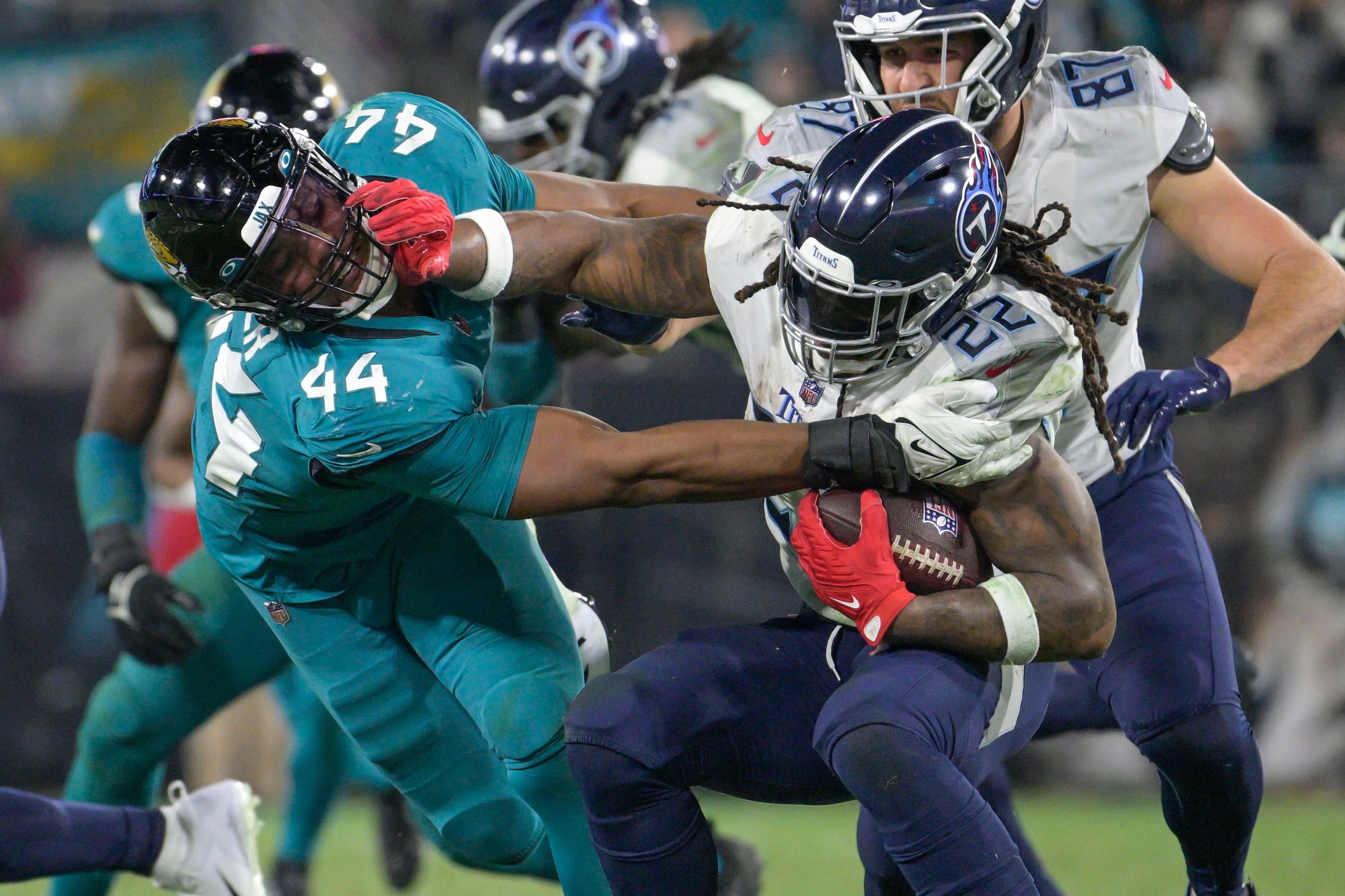 Josh Allen with a Derrick Henry stiff arm 