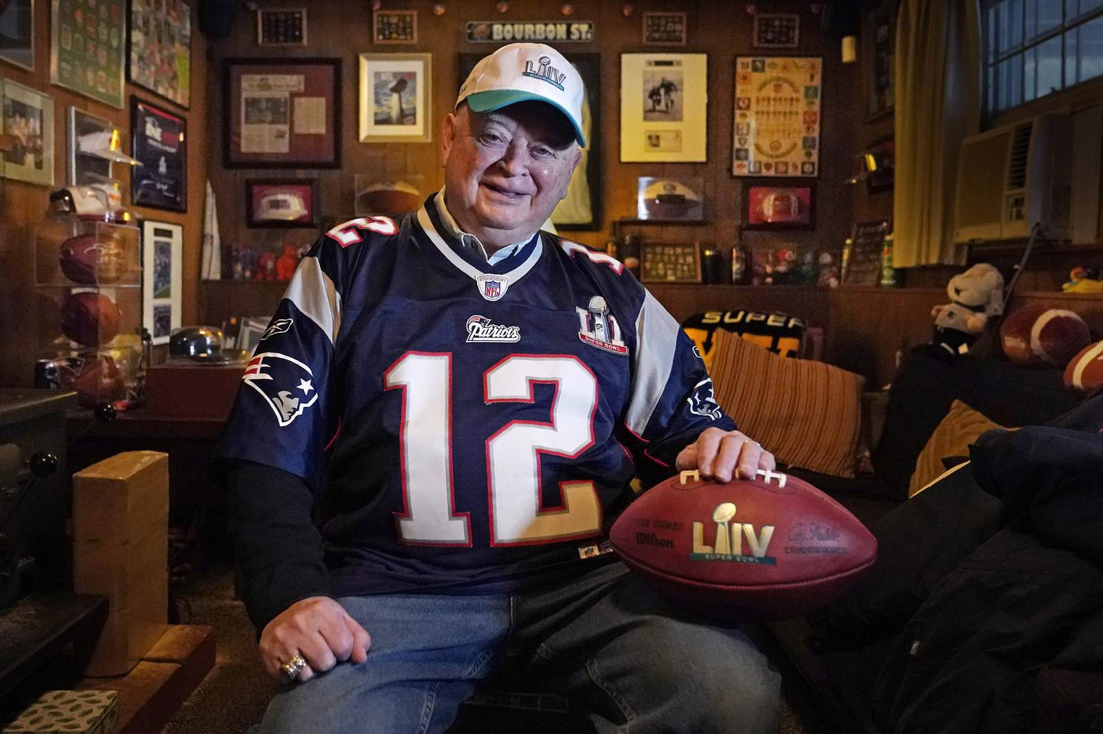 'I have to go': Fans who've been to every Super Bowl book in