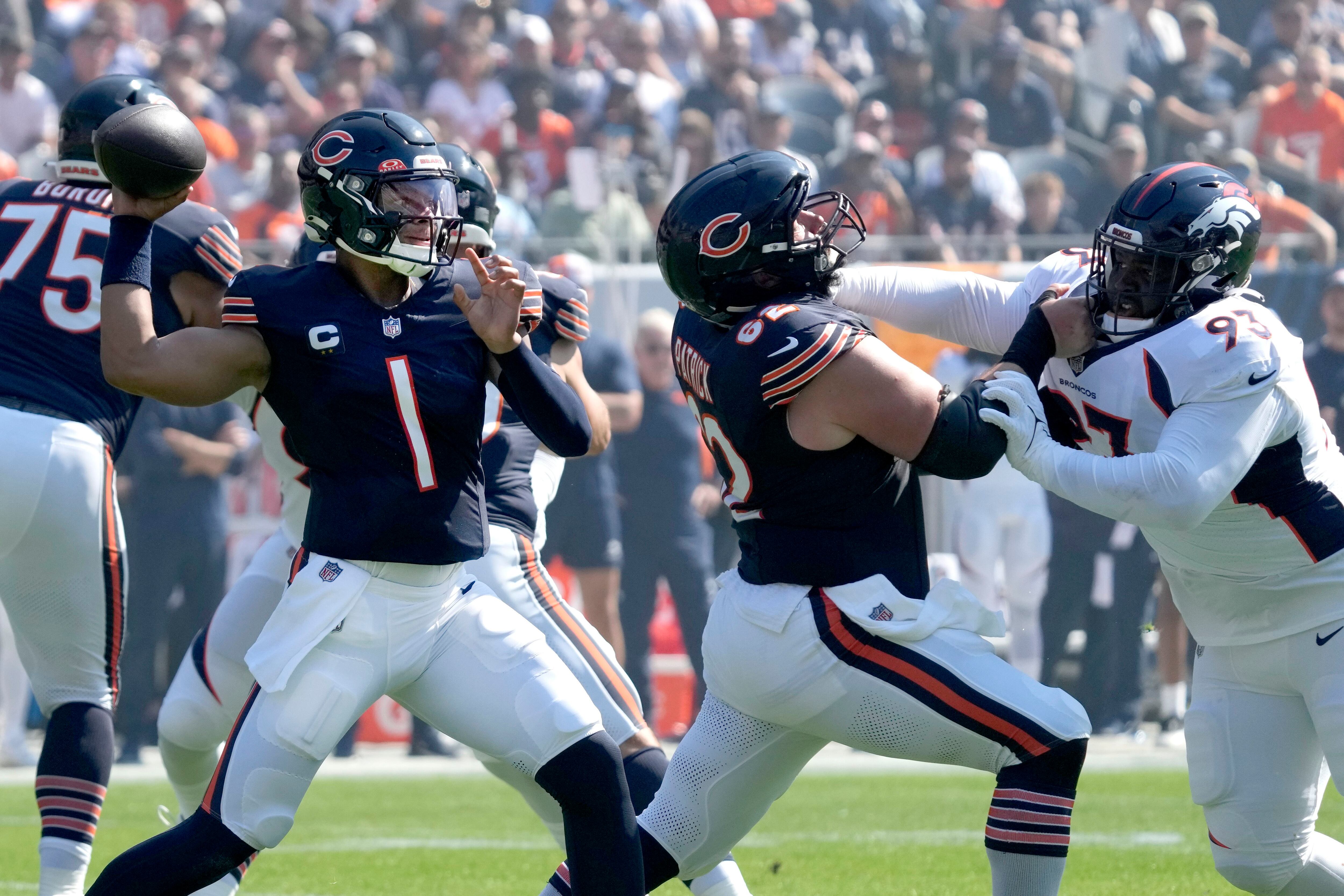 Russell Wilson throws 3 TDs, Broncos rally from 21 down to top Bears 31-28, National Sports