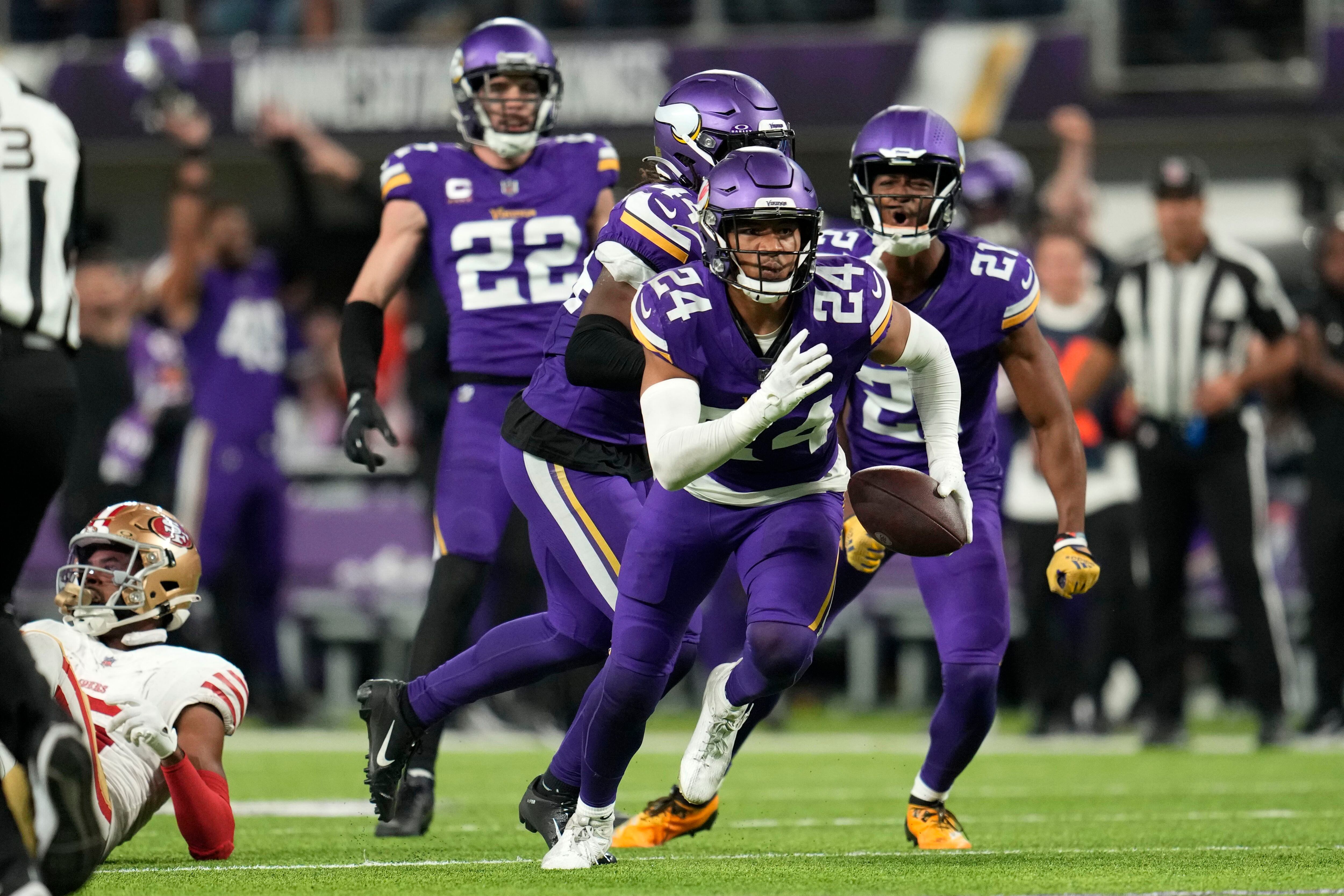 Jordan Addison's two TD catches, Camryn Bynum's two INTs lift Vikings past  49ers - Chicago Sun-Times