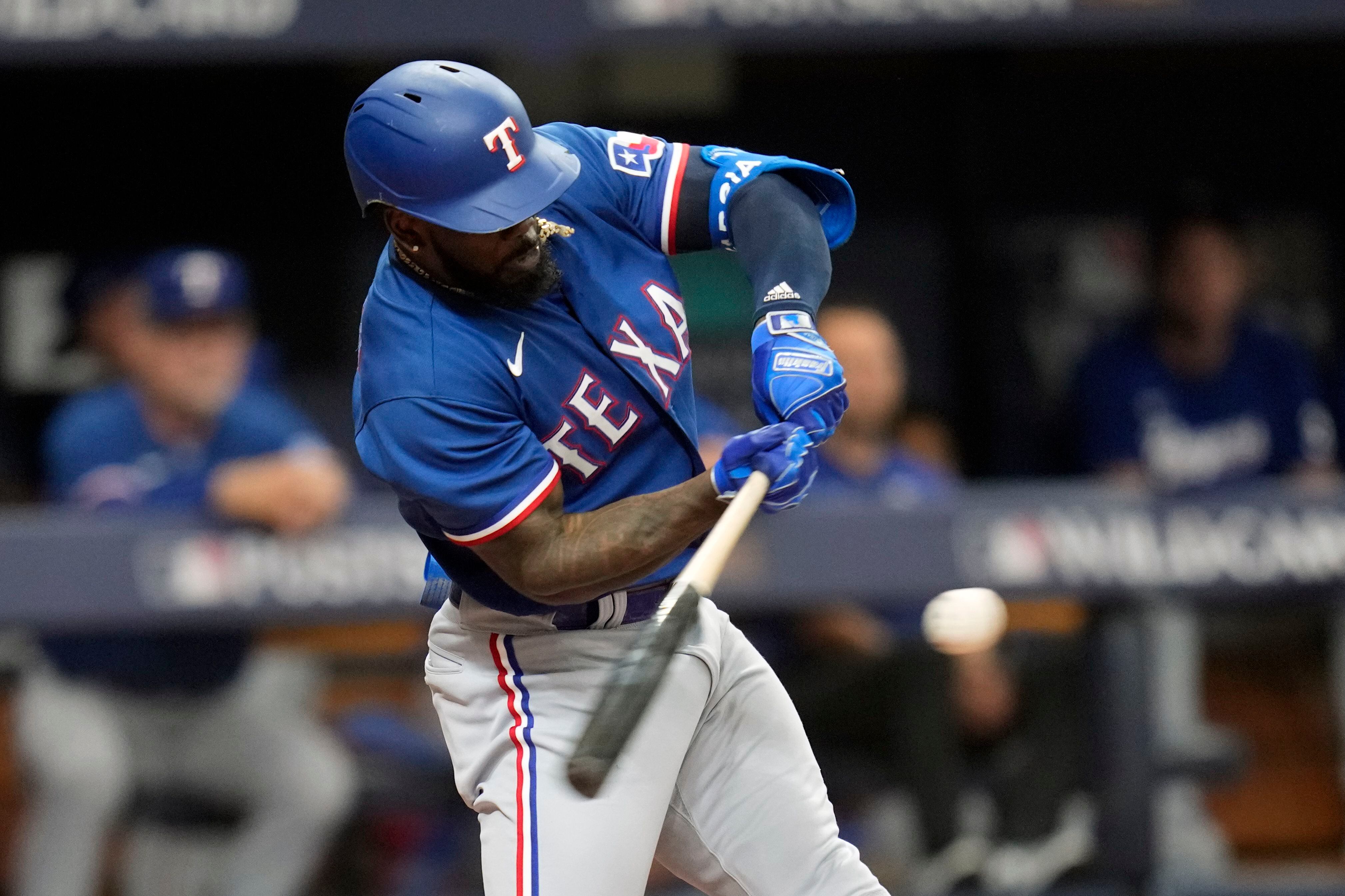 Wendy Lowe, mother of Rangers and Rays players, battling cancer