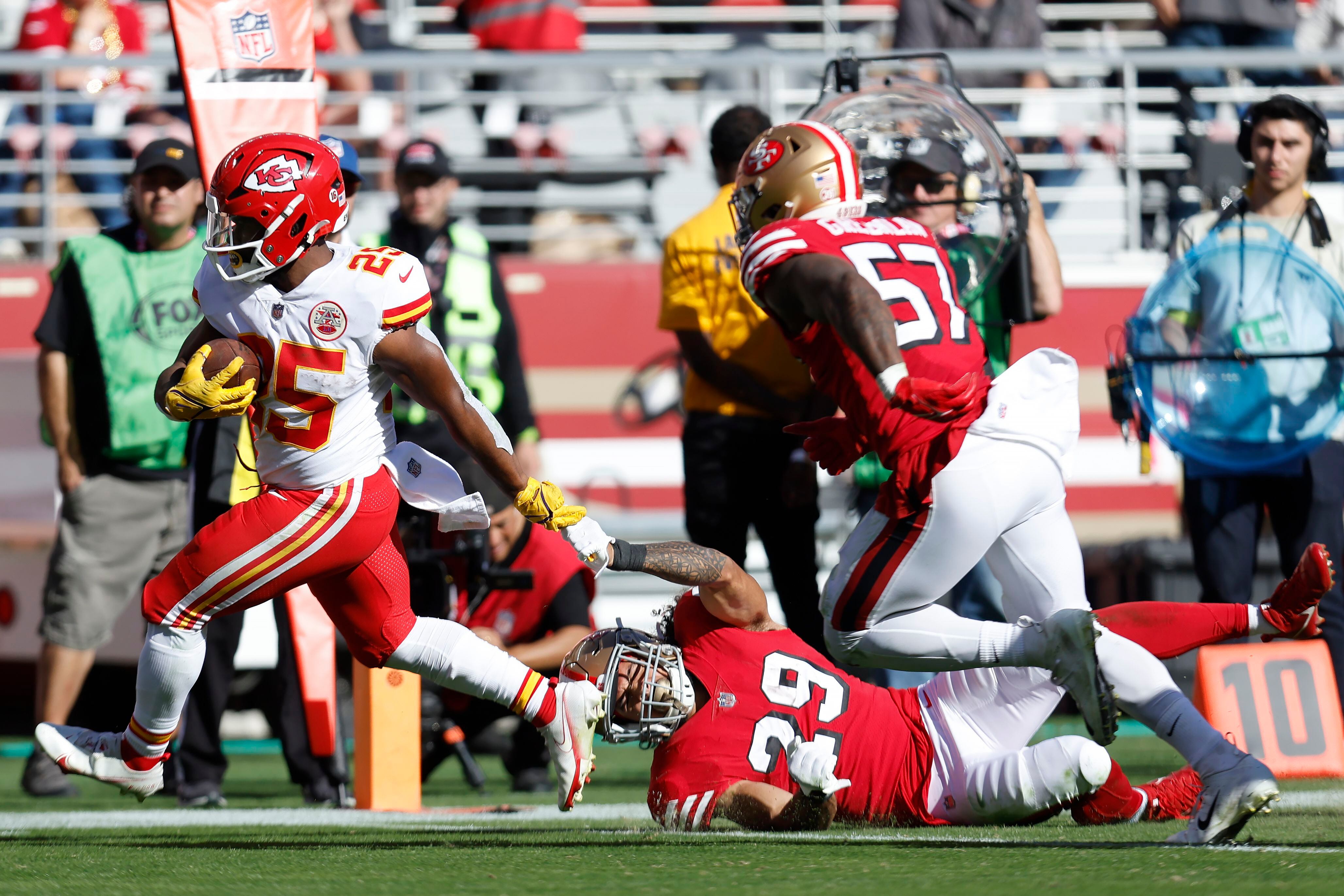 Why Patrick Mahomes Went Back to Mecole Hardman After Muffed Punt