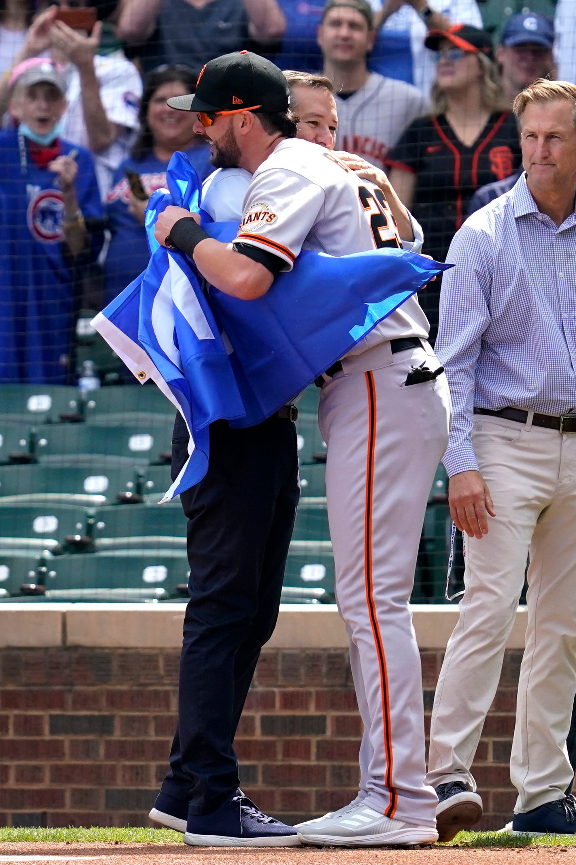 Kris Bryant Cheered In Return To Wrigley Field, As Giants Top Cubs