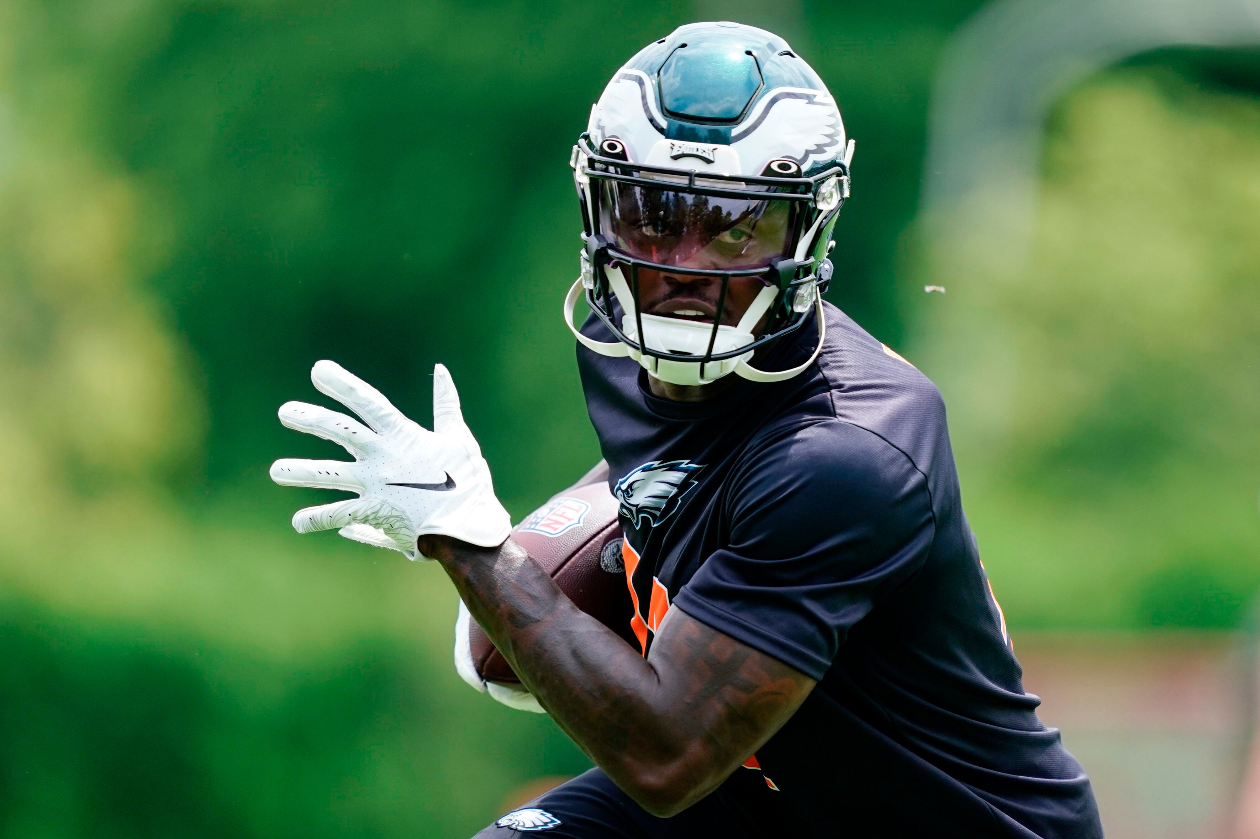 Eagles' Receiver A.J. Brown Surprises Fans At Cherry Hill Pro Shop