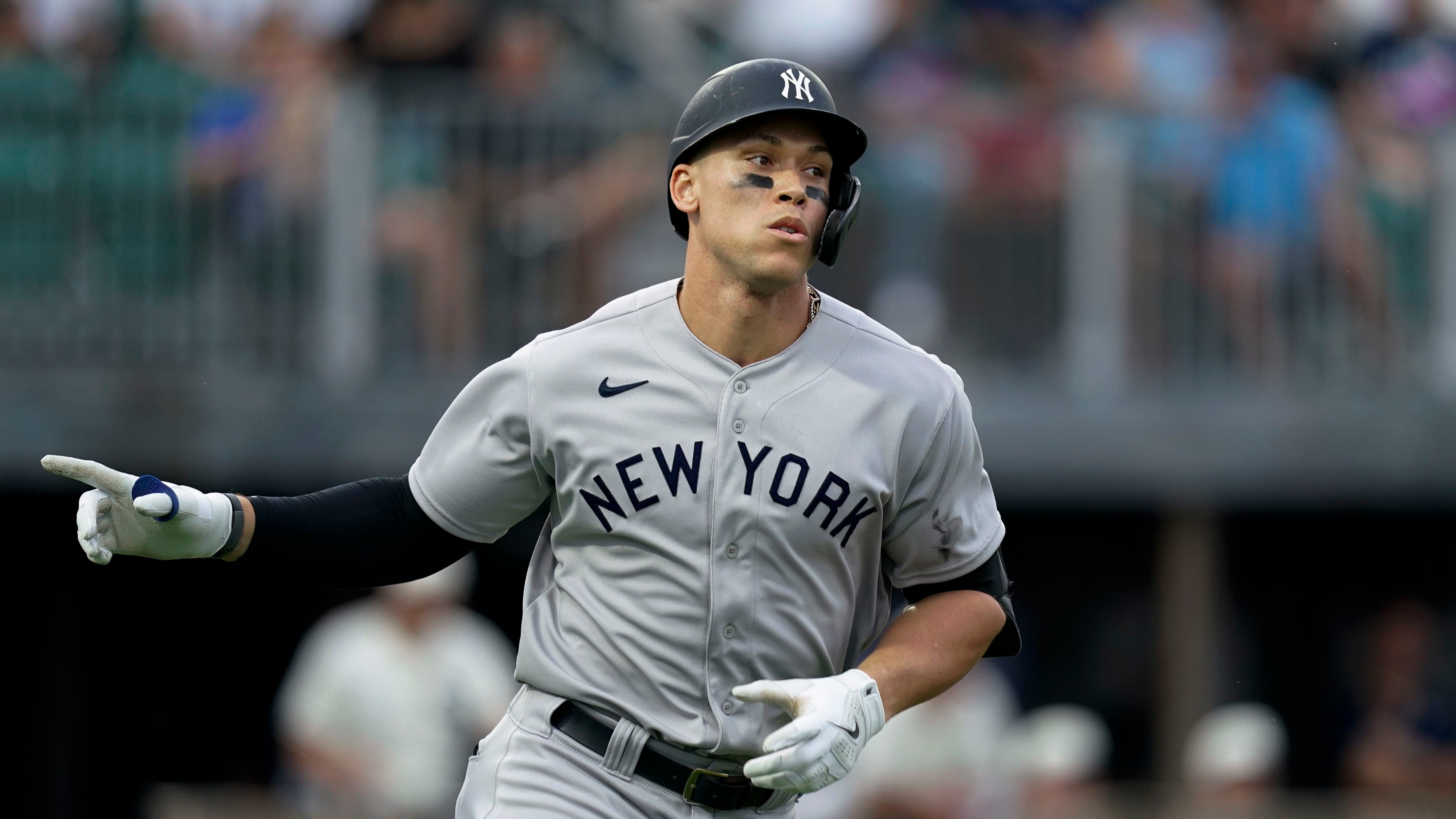 Chisox, Yanks deliver Hollywood ending to Field of Dreams game in Iowa