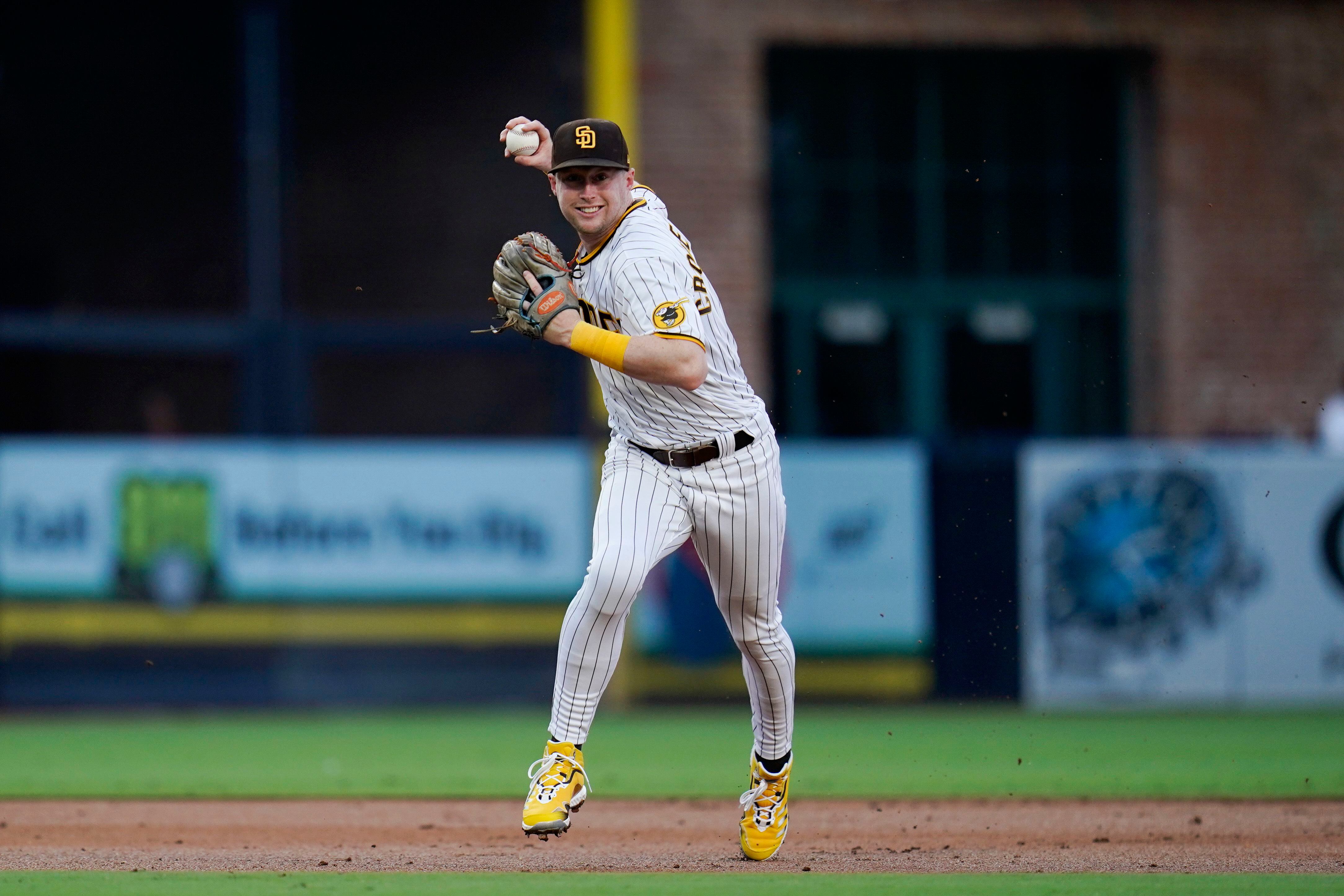 Padres Just Miss Big 9th Inning Against Dodgers, Thanks to Mookie Betts'  Diving Catch - Times of San Diego