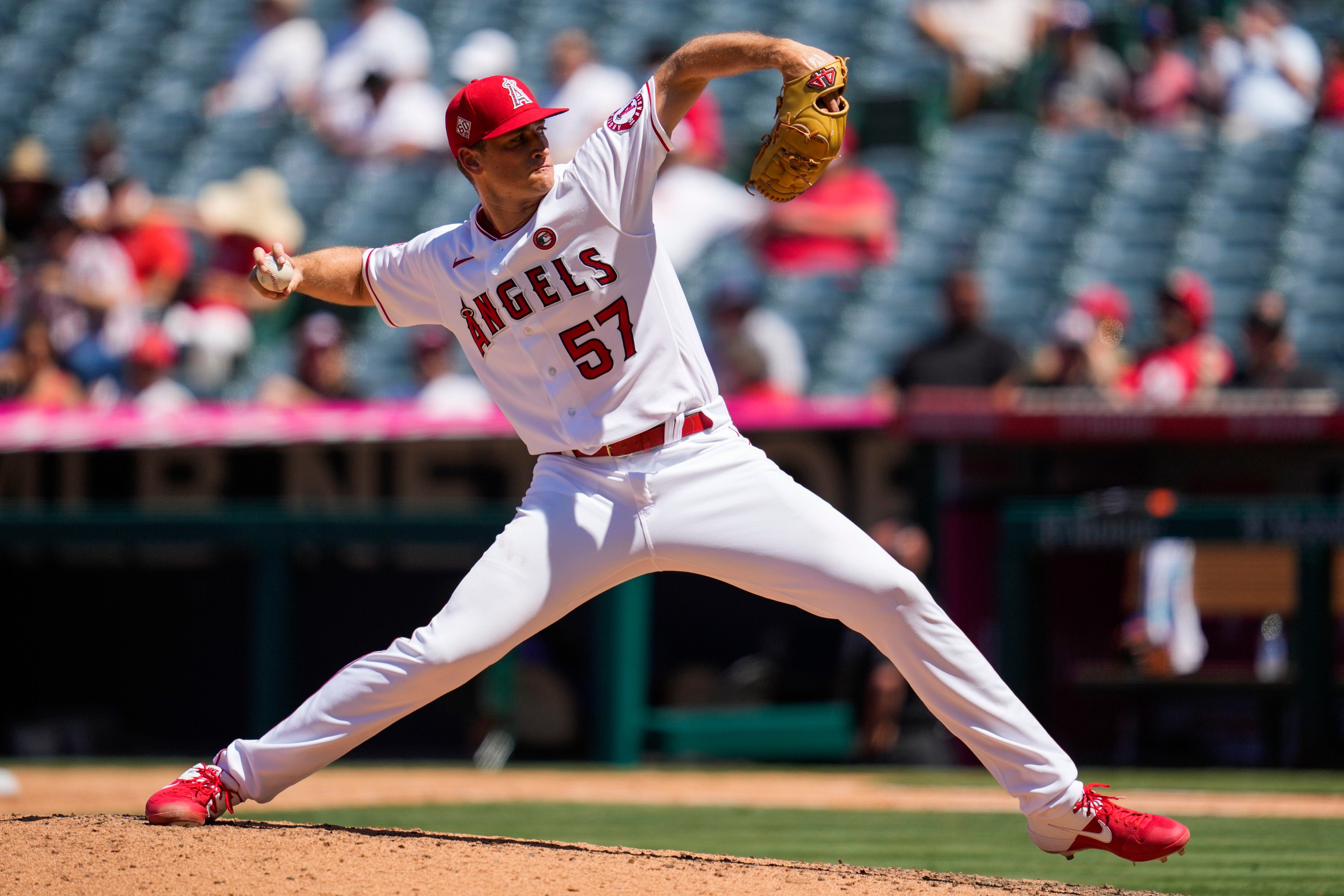 Ohtani homers twice, including career longest at 459 feet, Angels