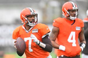 Cleveland Browns QB Watson practices for 1st time during suspension