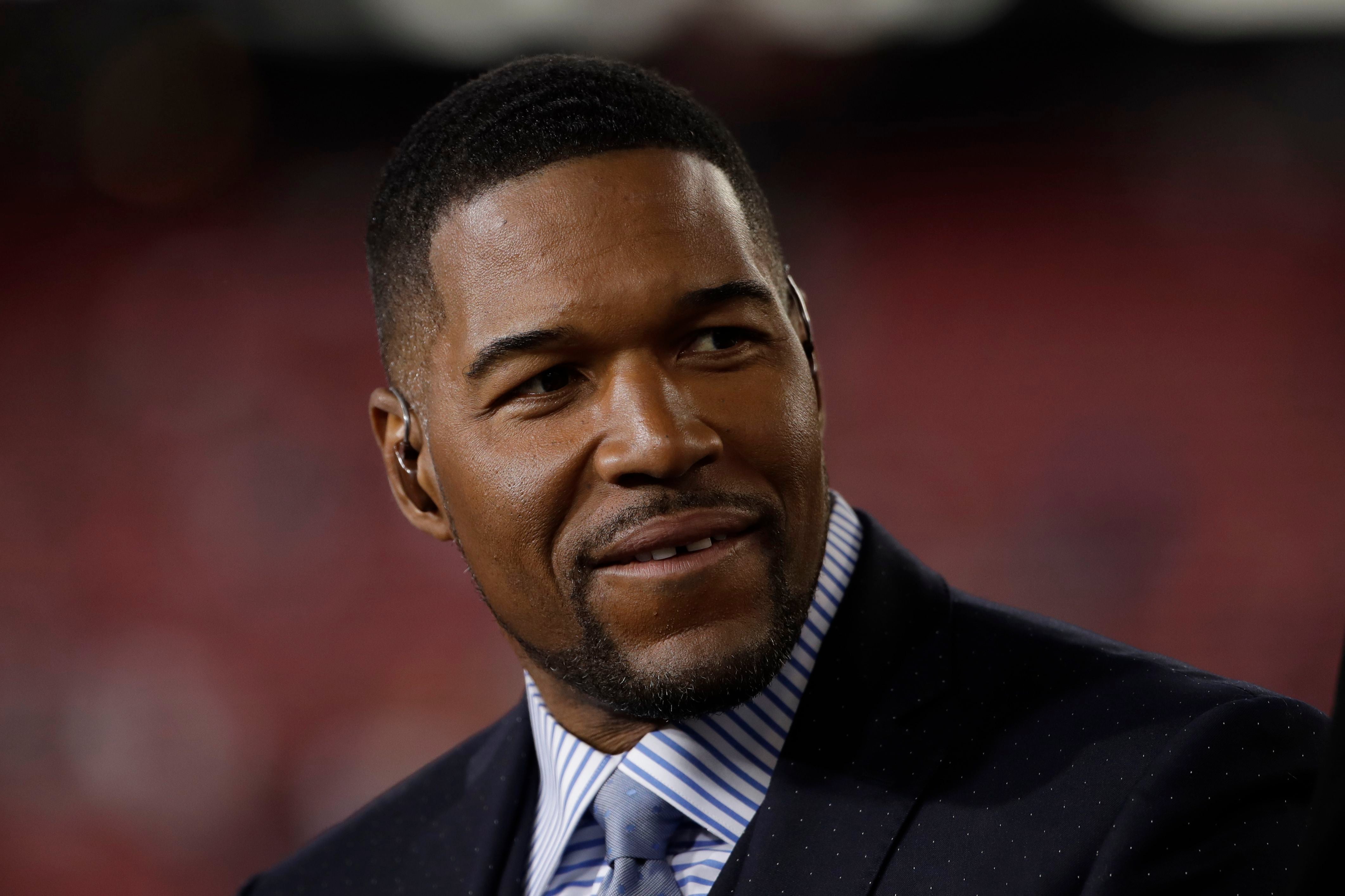 New York Giants will retire Michael Strahan's jersey later this season