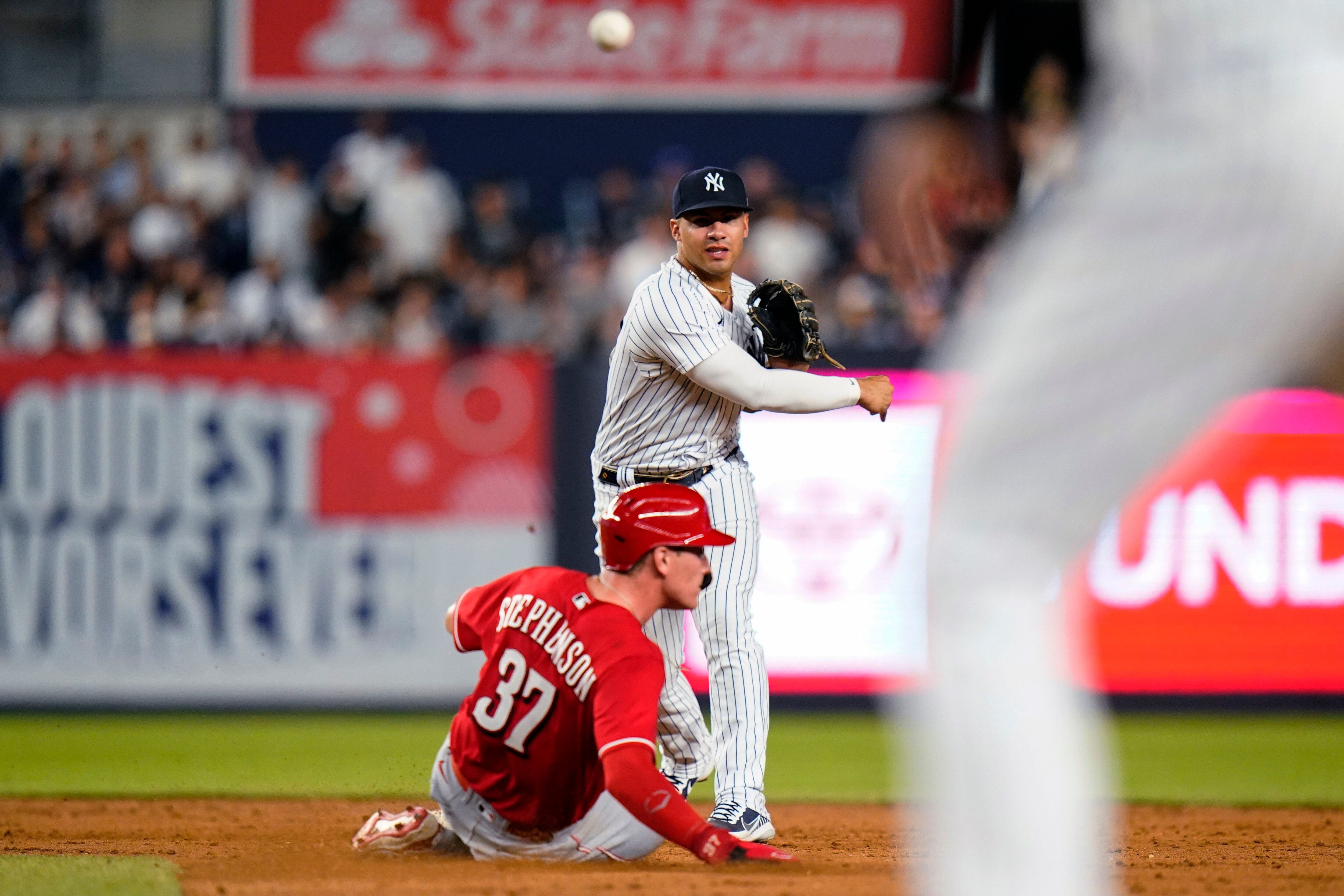 Derek Dietrich steals spotlight on Cincinnati Reds Opening Day