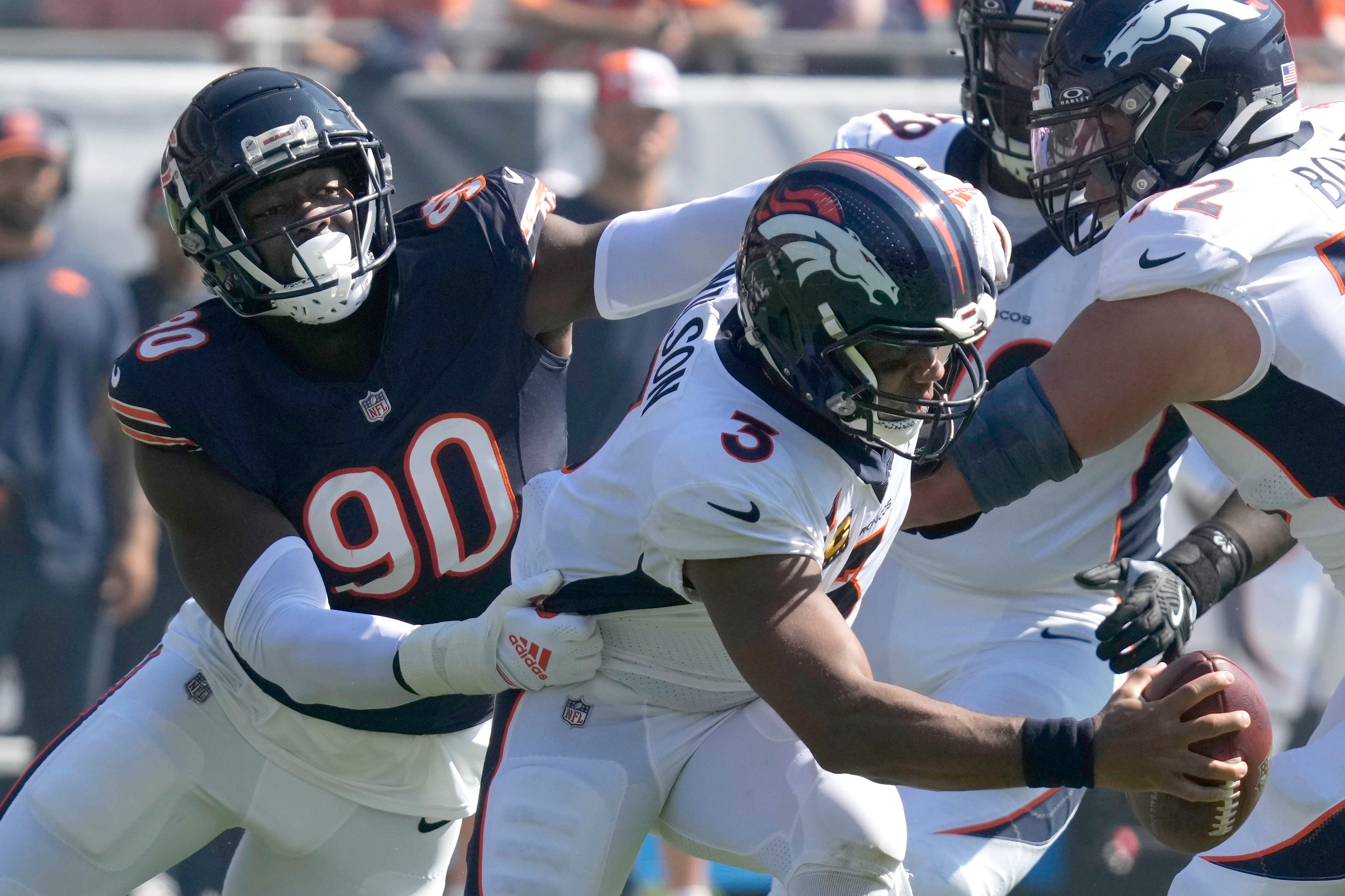 Russell Wilson throws 3 TDs, Broncos rally from 21 down to top Bears 31-28, National