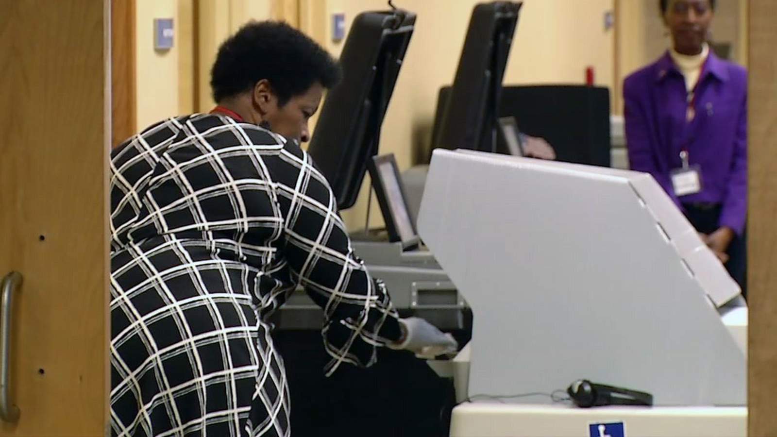 Elections officials taking coronavirus precautions for voting during Florida, Georgia primaries