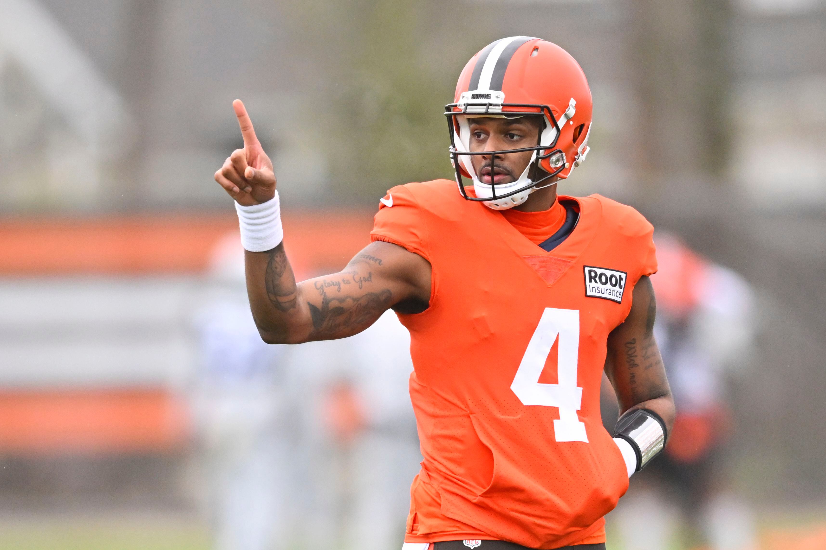 Cleveland Browns QB Jacoby Brissett stepped up with Deshaun Watson