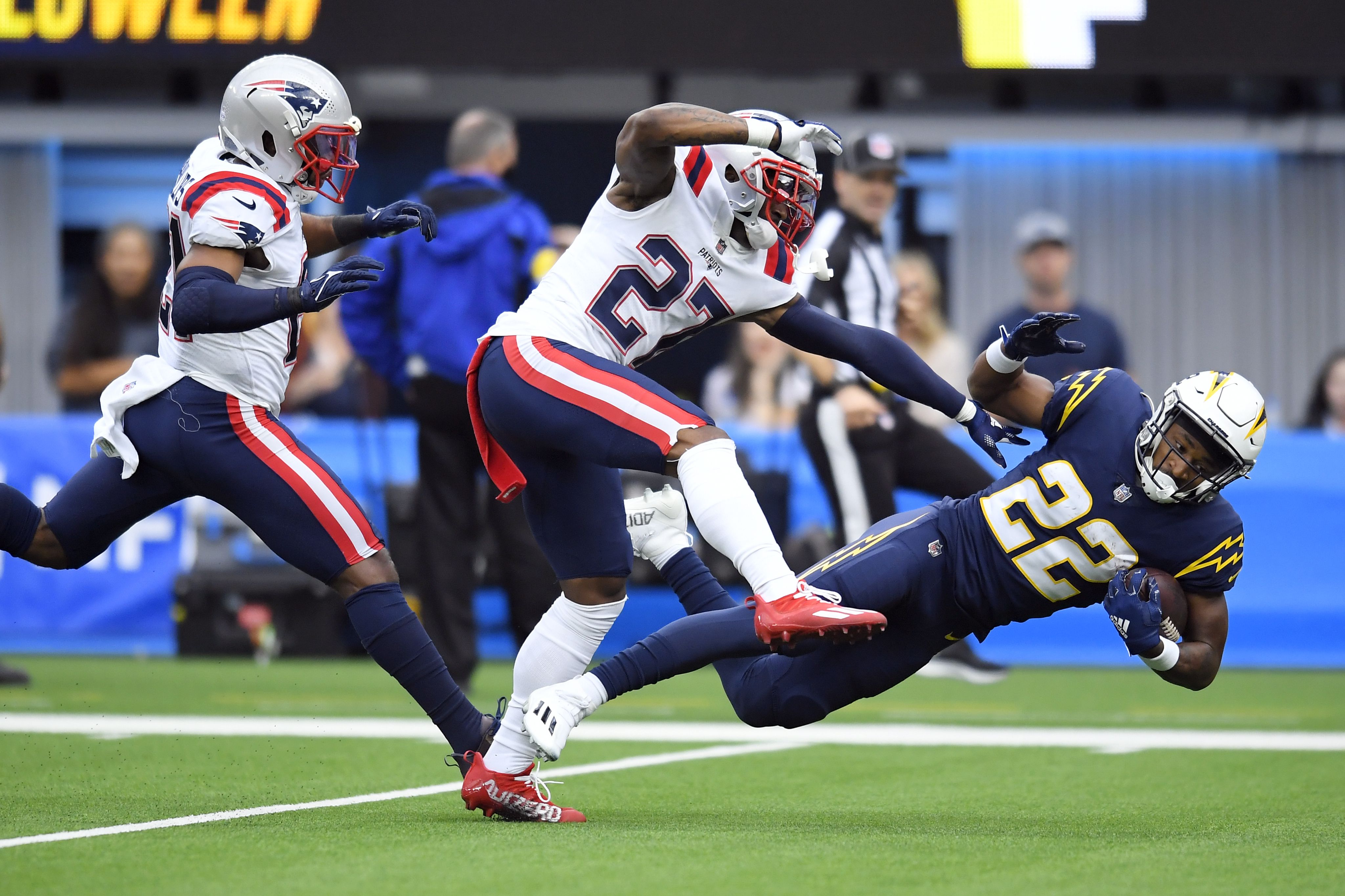 Patriots news: New England defense exposes Lions as all roar, no