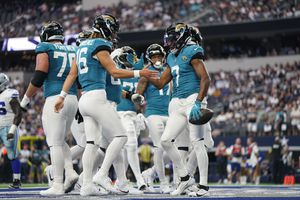 Jacksonville Jaguars 28-23 Dallas Cowboys, Jaguars win first