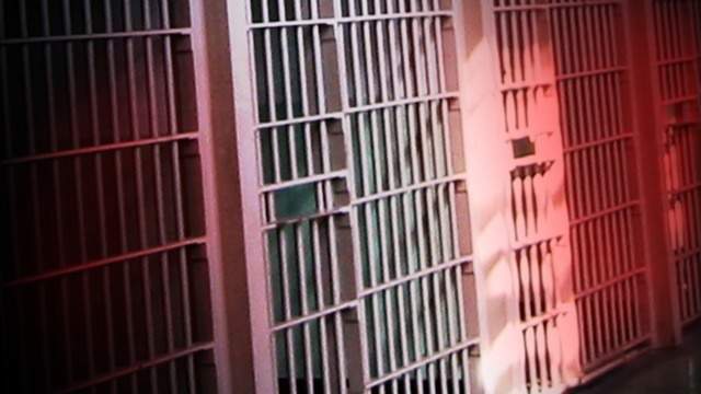 Correctional Officer Accused Of Having Sex With Inmate Feds Say 