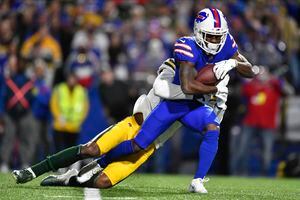 Bills rule out RT Spencer Brown; Packers' leading WR Allen Lazard