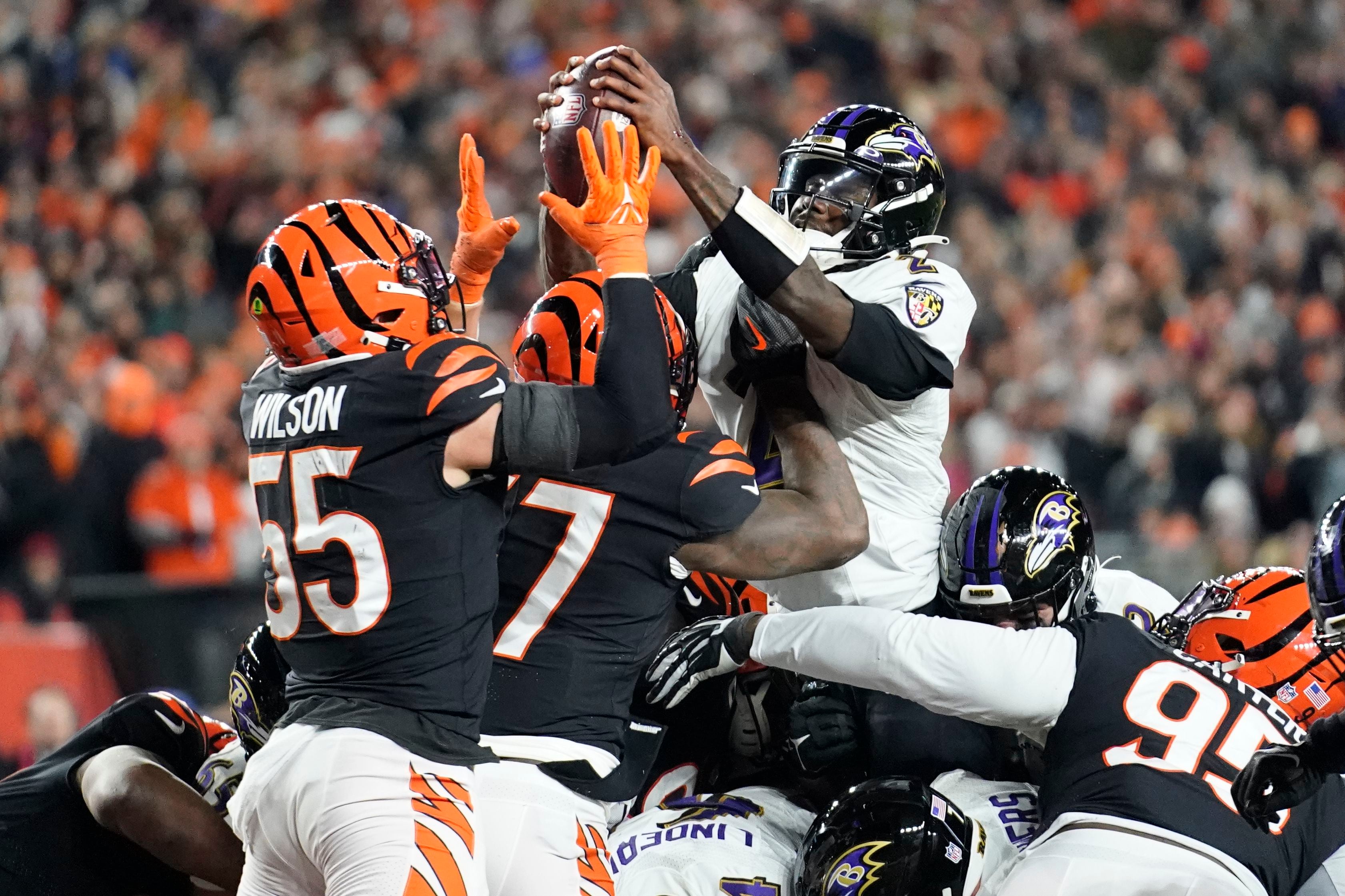 Baltimore Ravens on X: Raise your hand if you think the black on black  uniforms are 