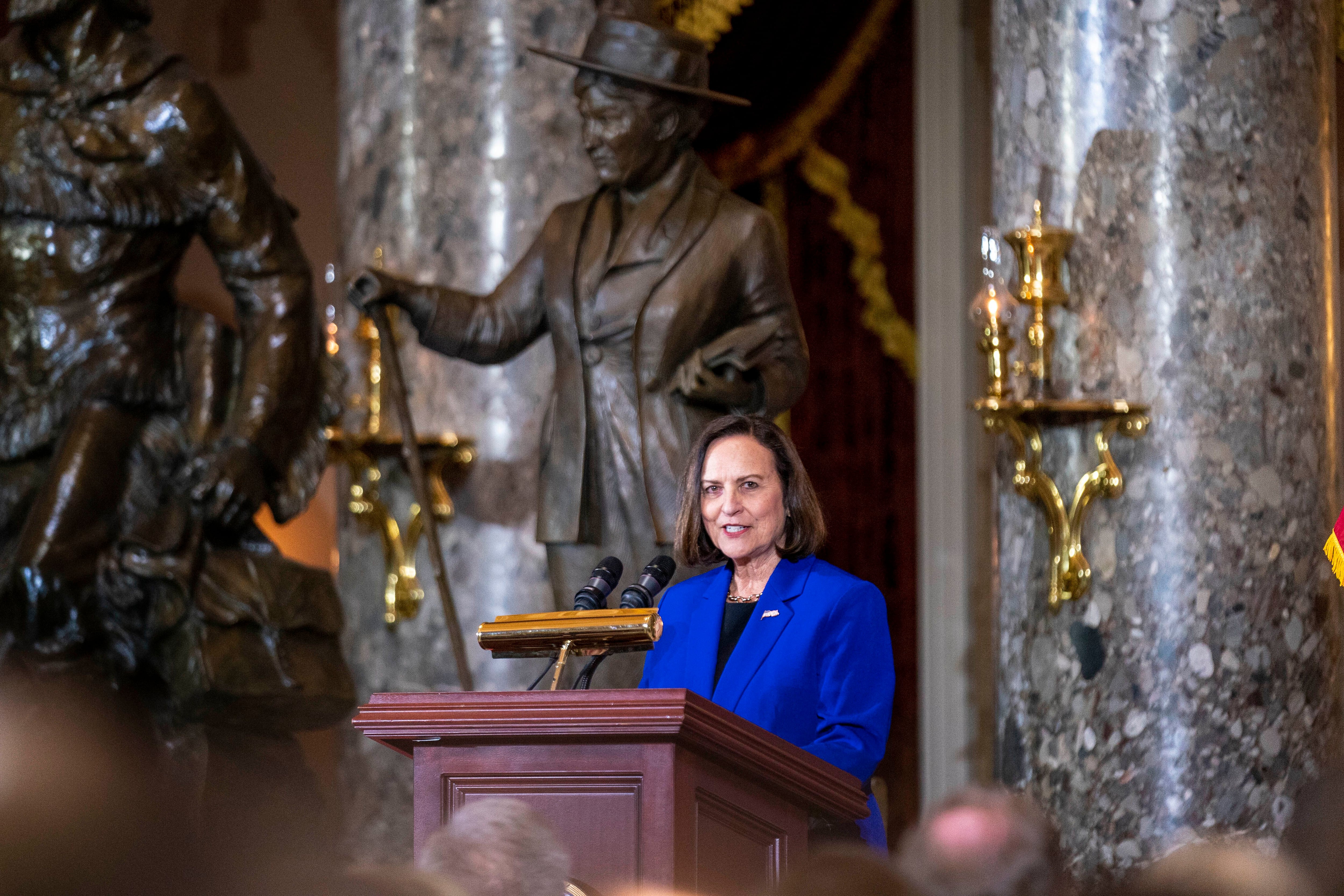 Chief Standing Bear Statue Unveiled at U.S. Capitol