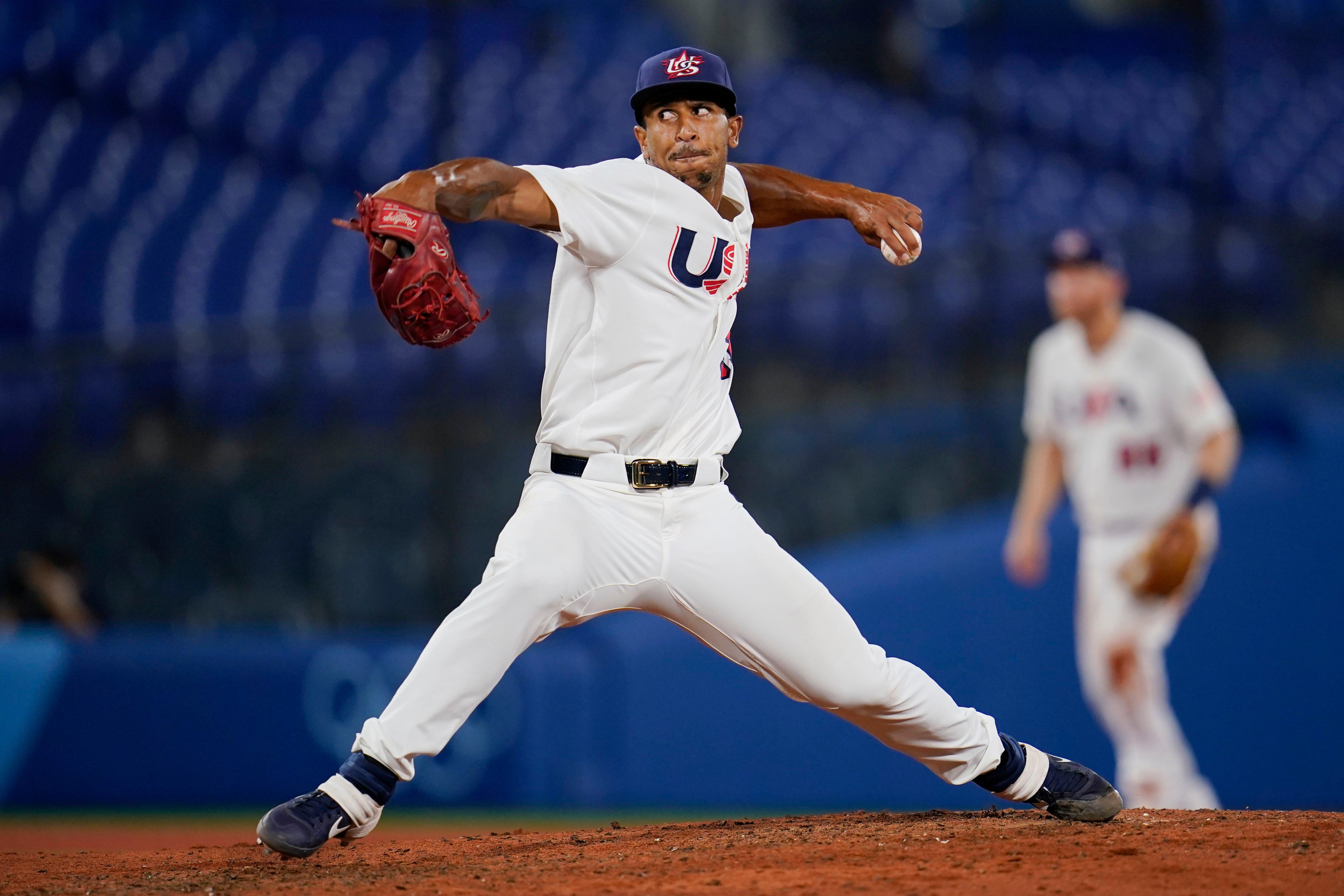 Marlins news: Eddy Alvarez chasing another medal in Summer