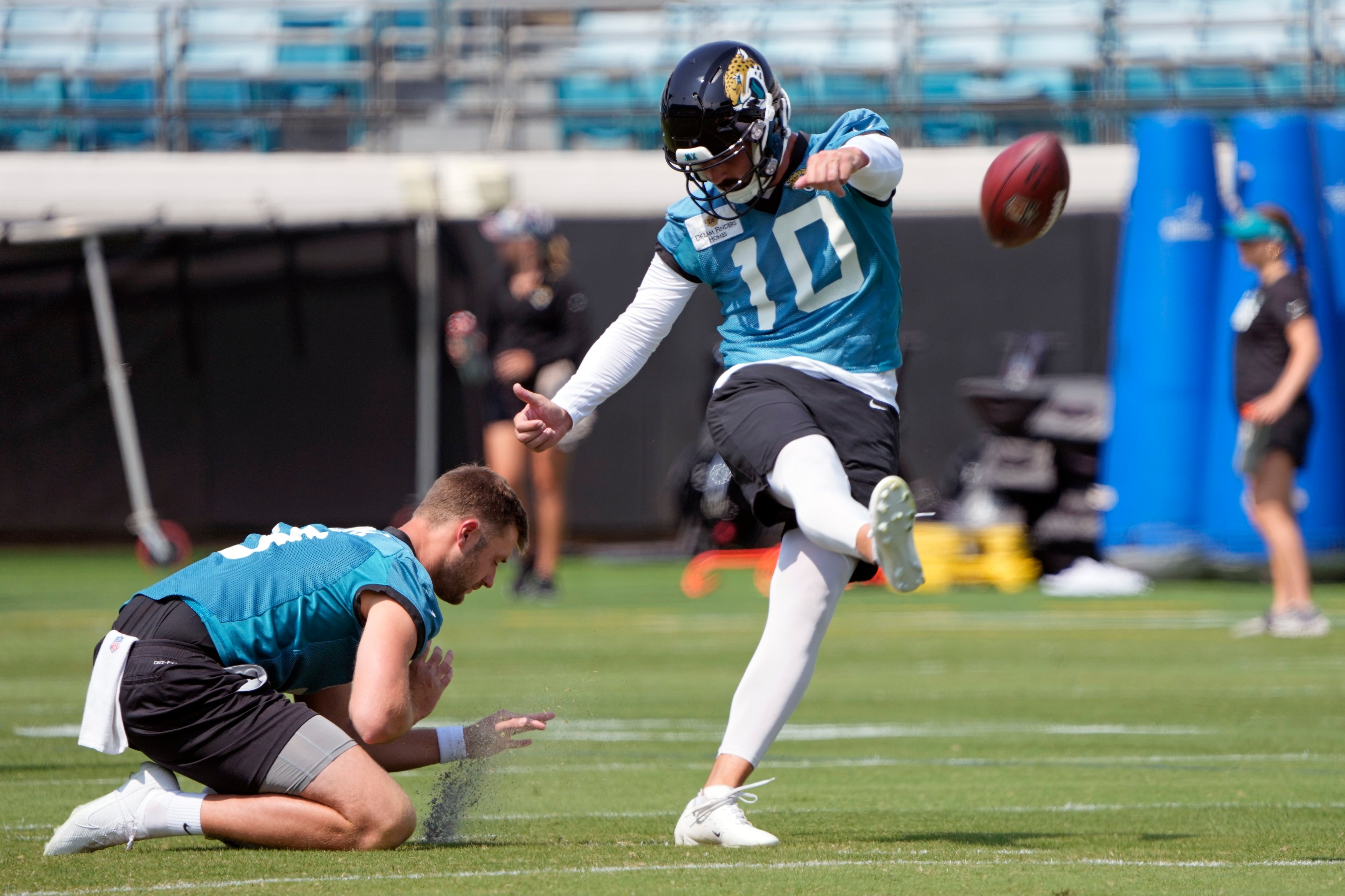 Jaguars offer fans free tickets to watch open practice Internewscast