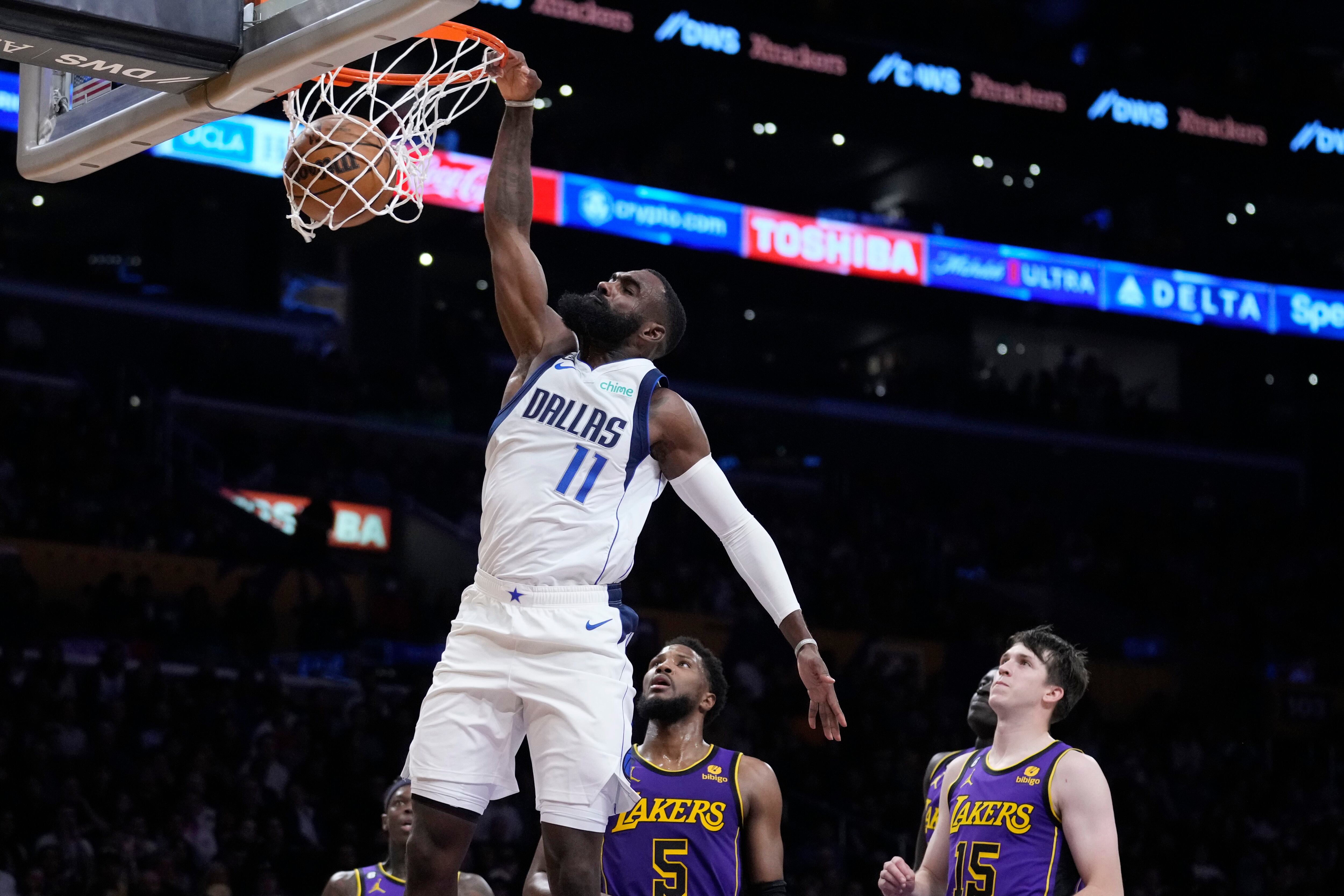 Maxi Kleber hits 3 at buzzer, Mavericks stun Lakers 111-110 – Metro US