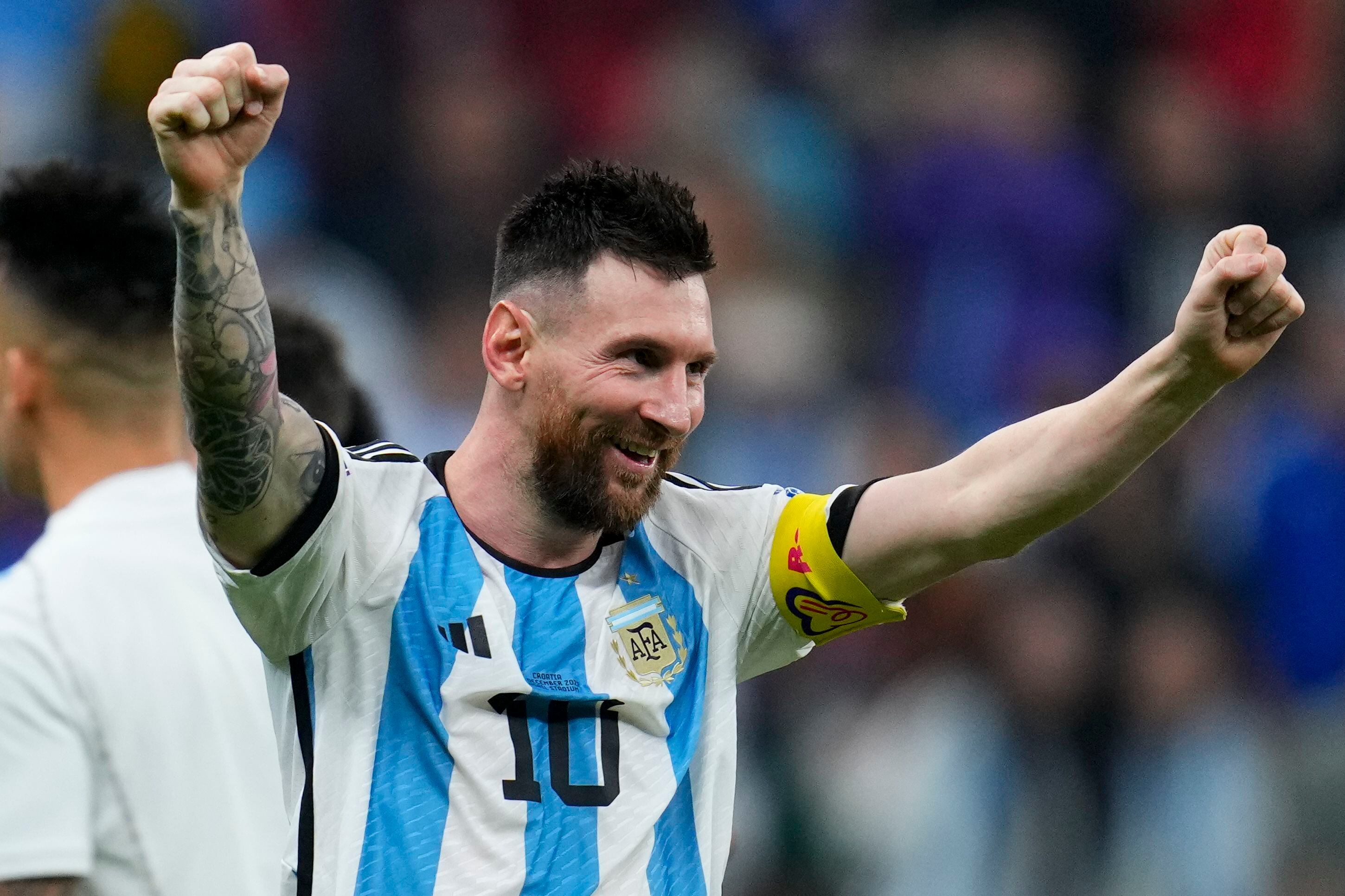 We should keep No.10 jersey prepared for next World Cup if Messi feels like  playing: Lionel Scaloni - India Today