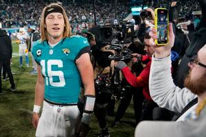 Sunday Night Football on NBC - Trevor Lawrence has NEVER lost on a Saturday  in high school, college or the NFL. 