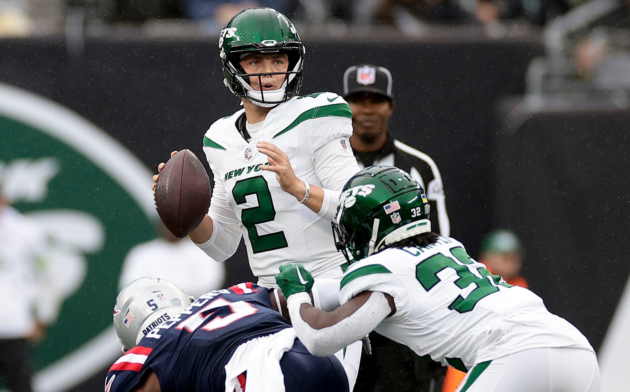 Zach Wilson: New York Jets quarterback booed off during defeat by  Jacksonville Jaguars