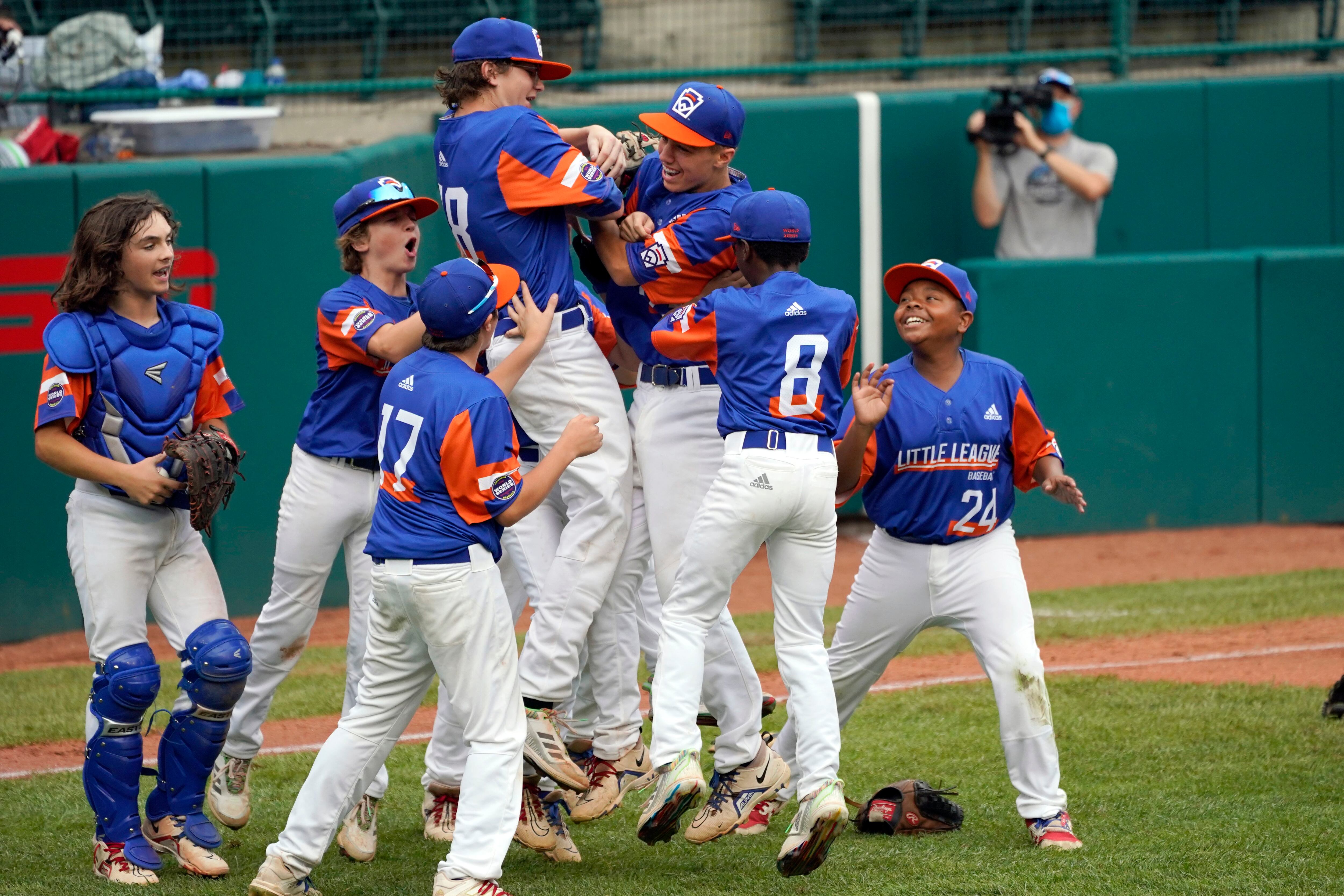 Home)run-ruled! Honolulu Little League slams its way to the US