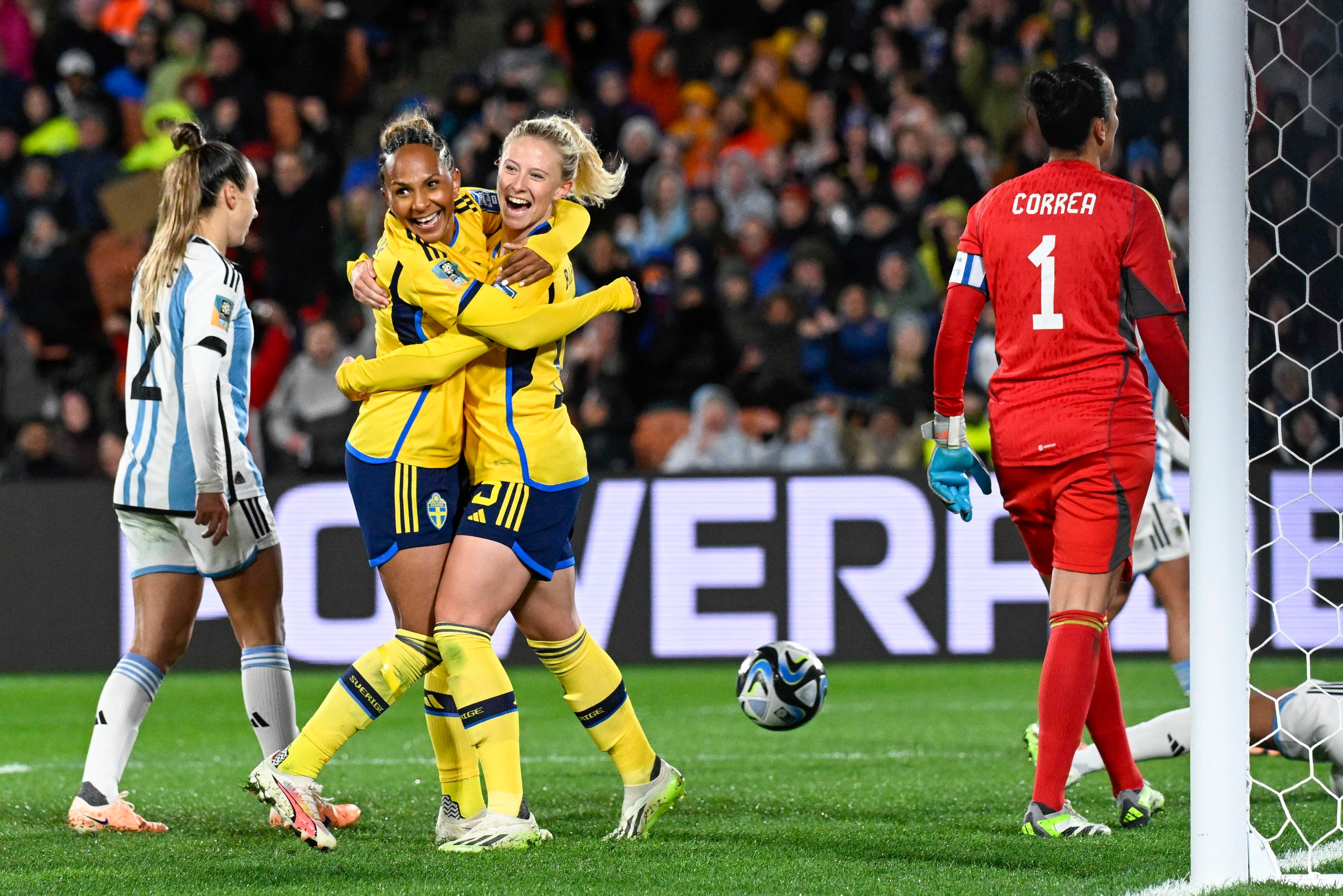 US bounced from Women's World Cup by Sweden on penalty kicks