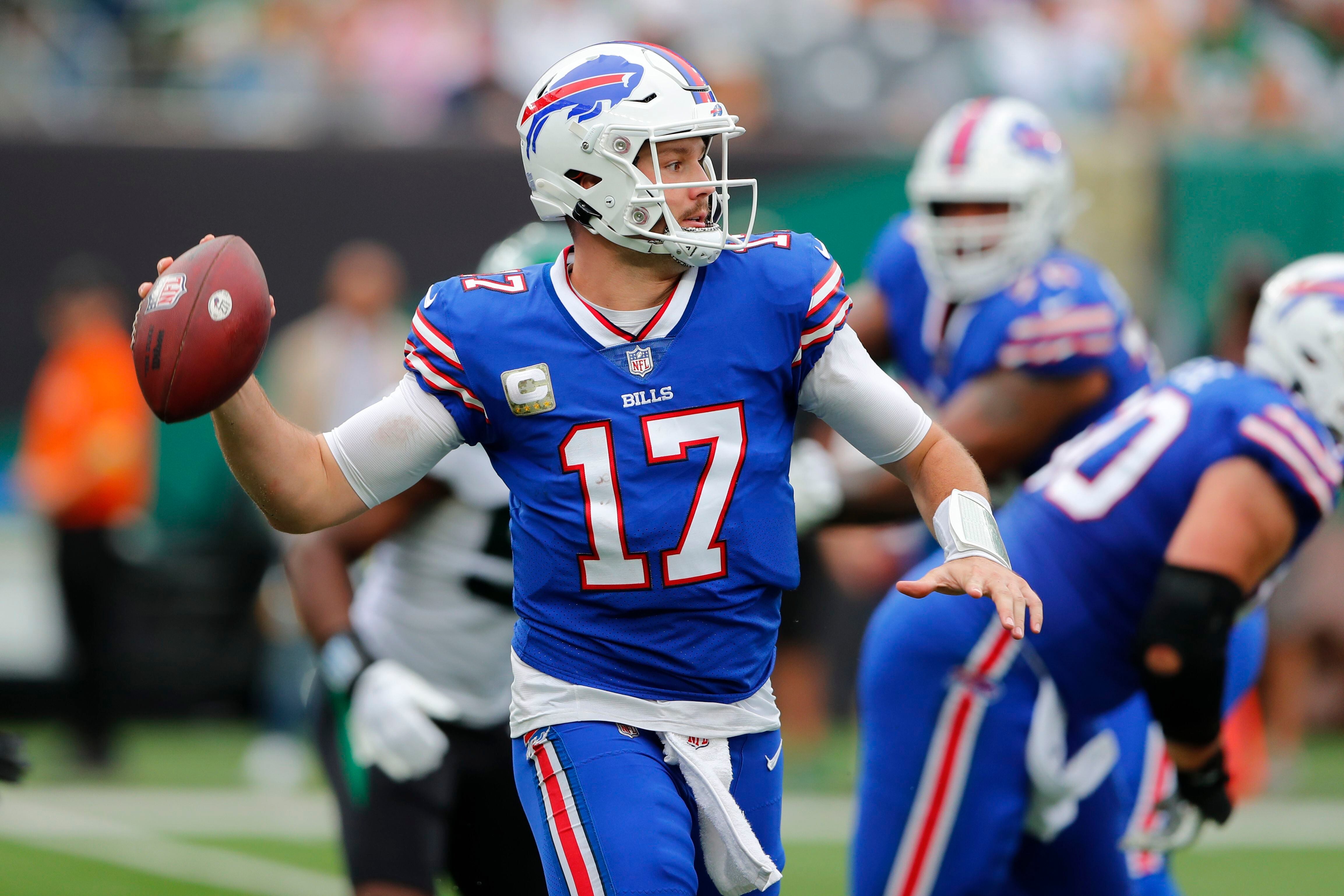 Josh Allen Talks 'Need' to Play Football Through His Right Elbow Injury