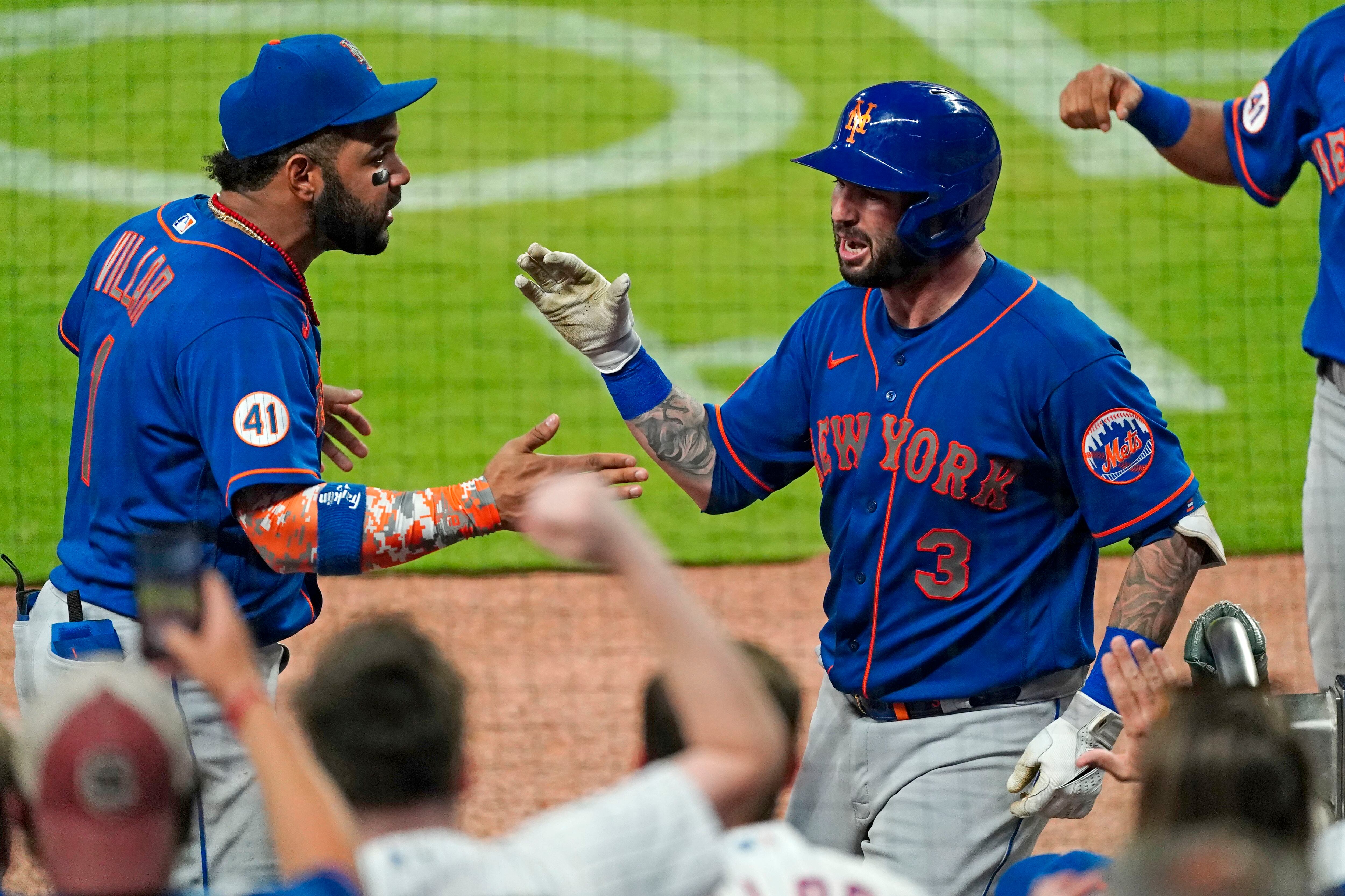 Mets' Kevin Pillar given CT scan after taking 95mph fastball to face, New  York Mets