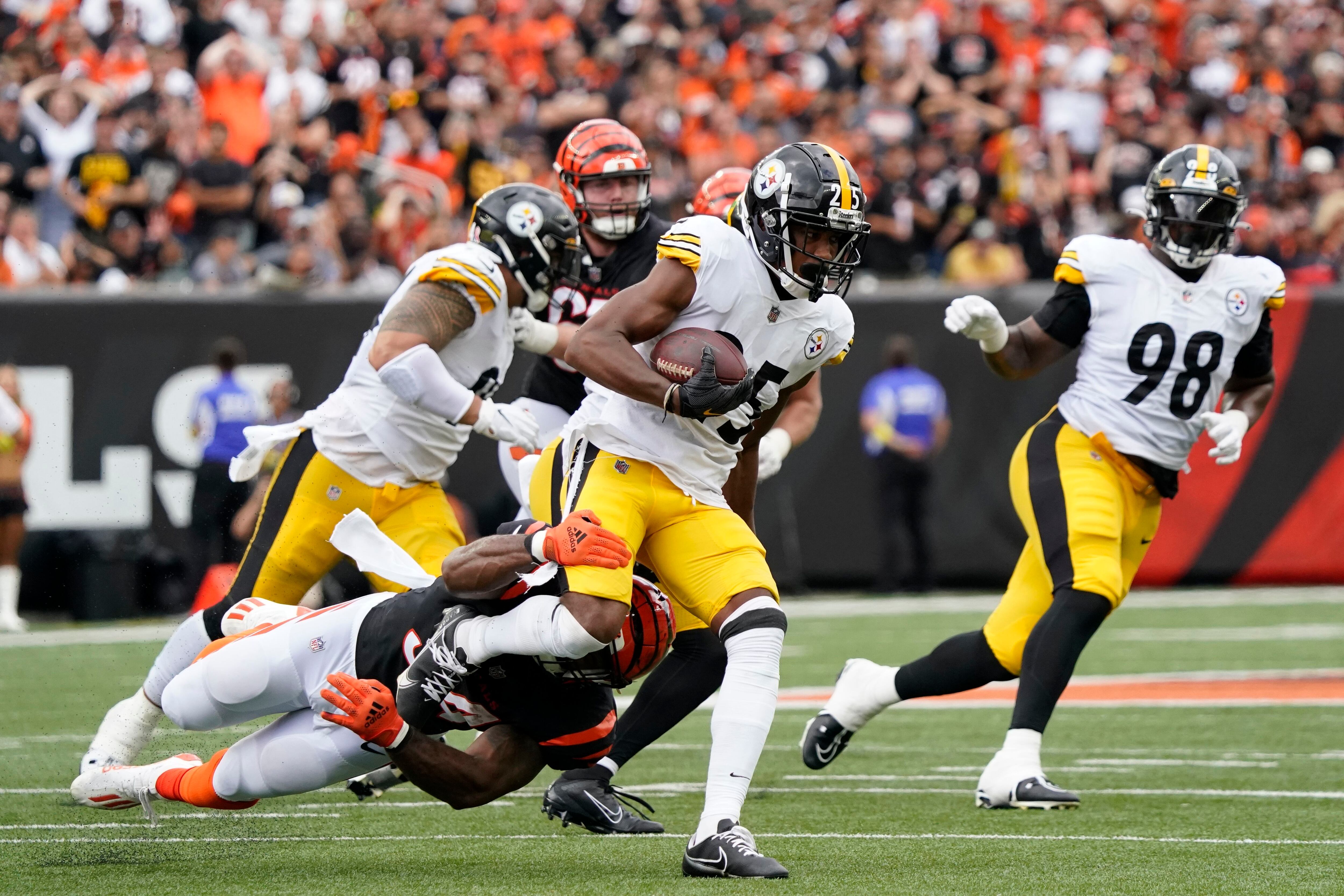 A Lifelong Steelers Fan Watches Concussion