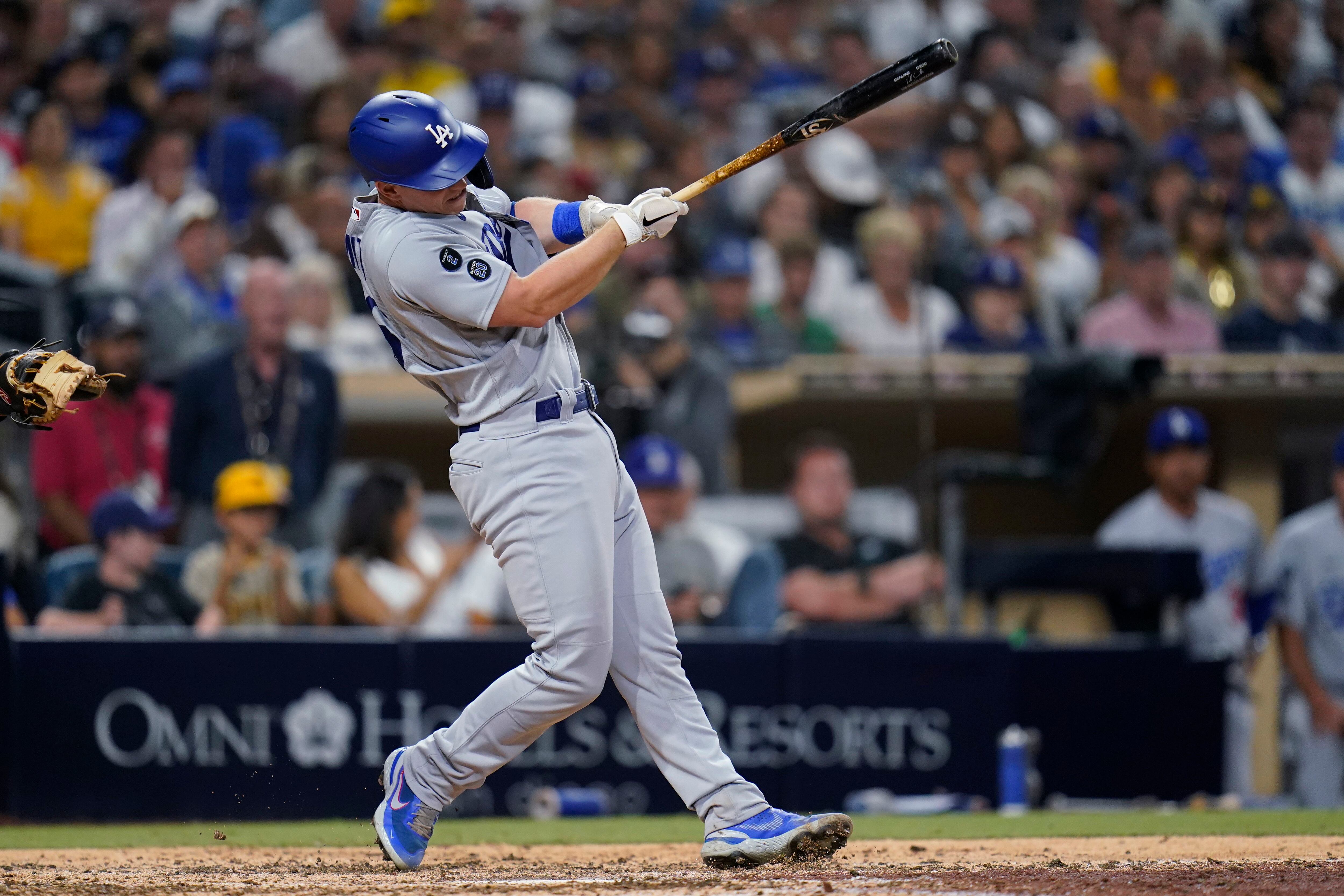 Dodgers podcast: Justin Turner gets his 1,000th hit with the Dodgers