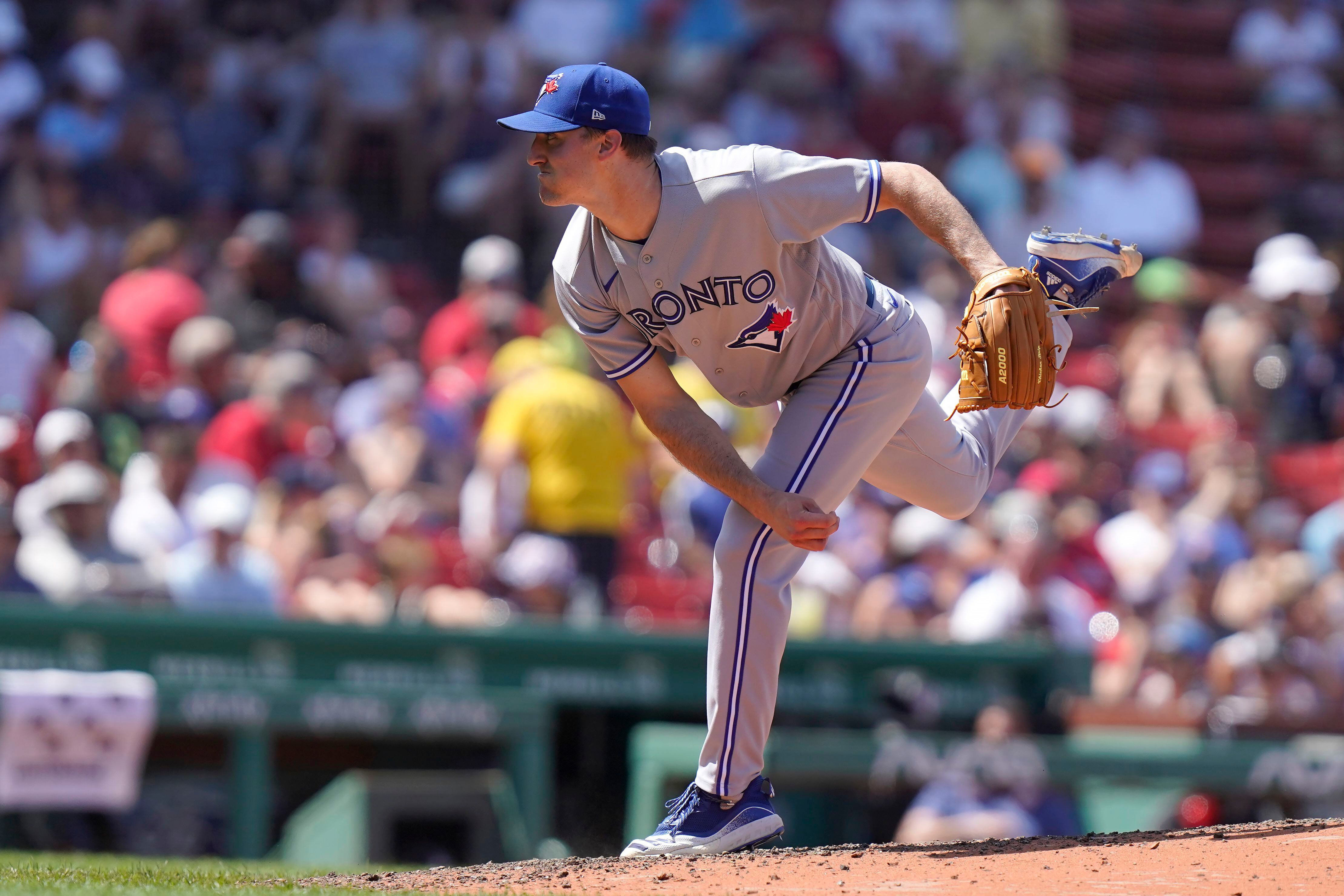 What is the thing in Berrios mouth? : r/Torontobluejays