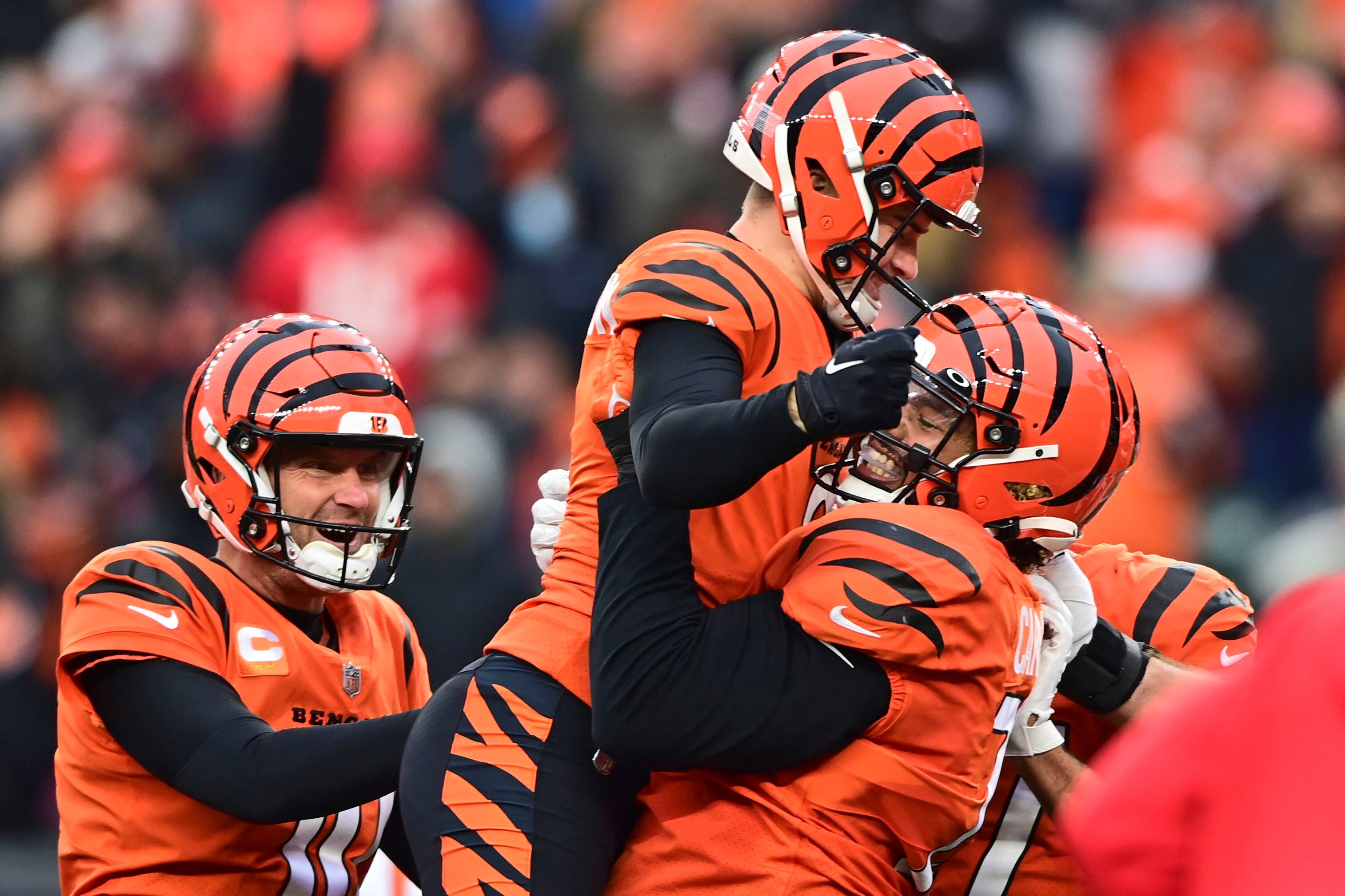 Chiefs unable to clinch AFC's top seed, fall 34-31 to Bengals