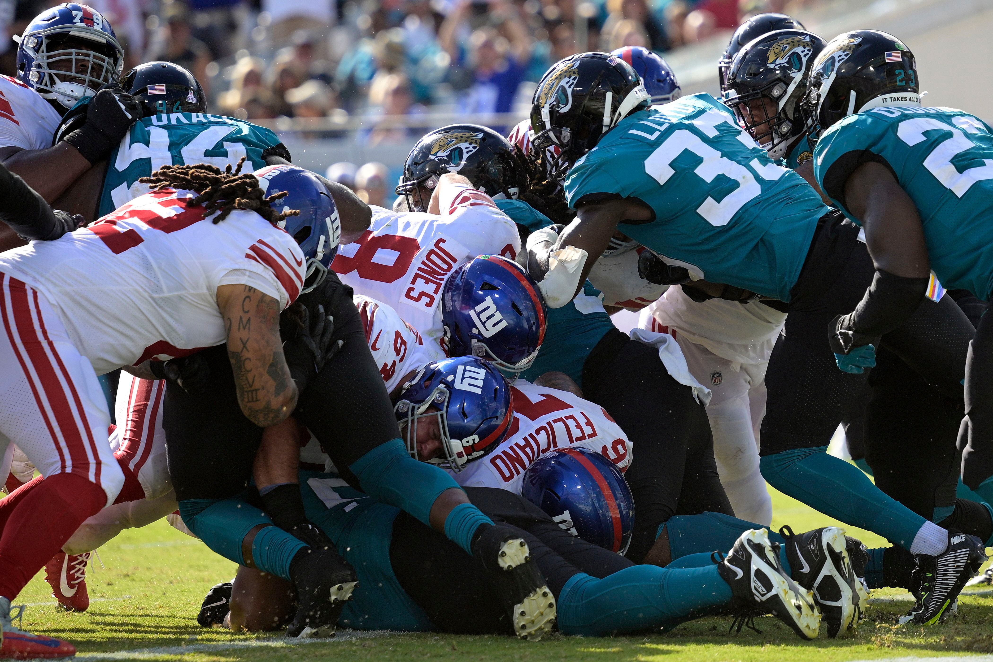 Underdog Giants seeking 1st 6-1 start since 2008 at Jaguars