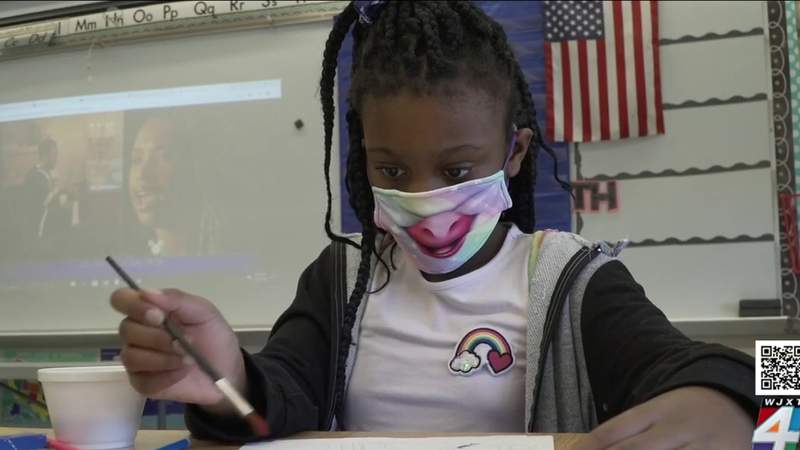 4 of Florida’s 5 largest school districts to require masks