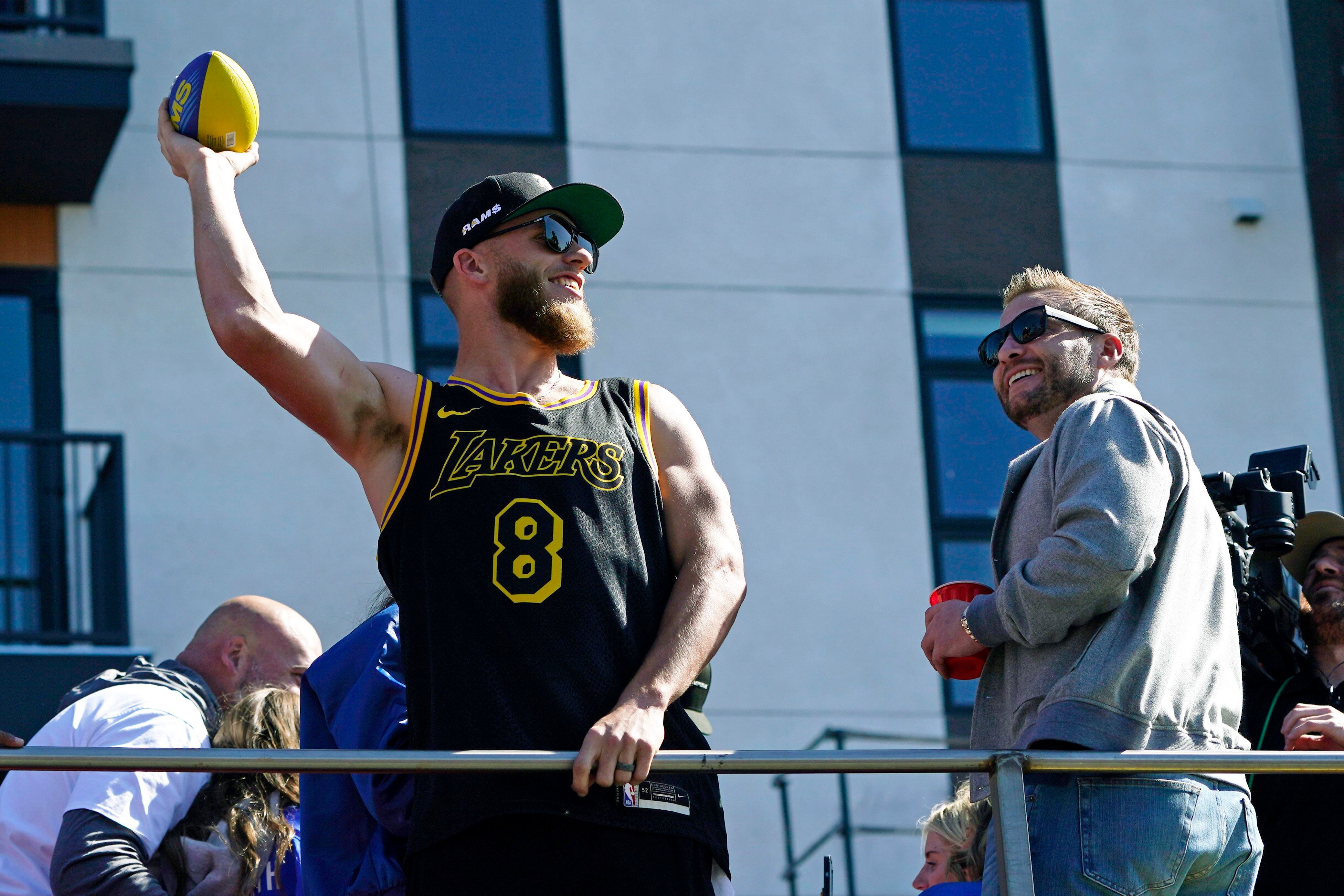 Lakers: Cooper Kupp Dons Kobe Bryant Jersey for Rams Championship Parade -  All Lakers