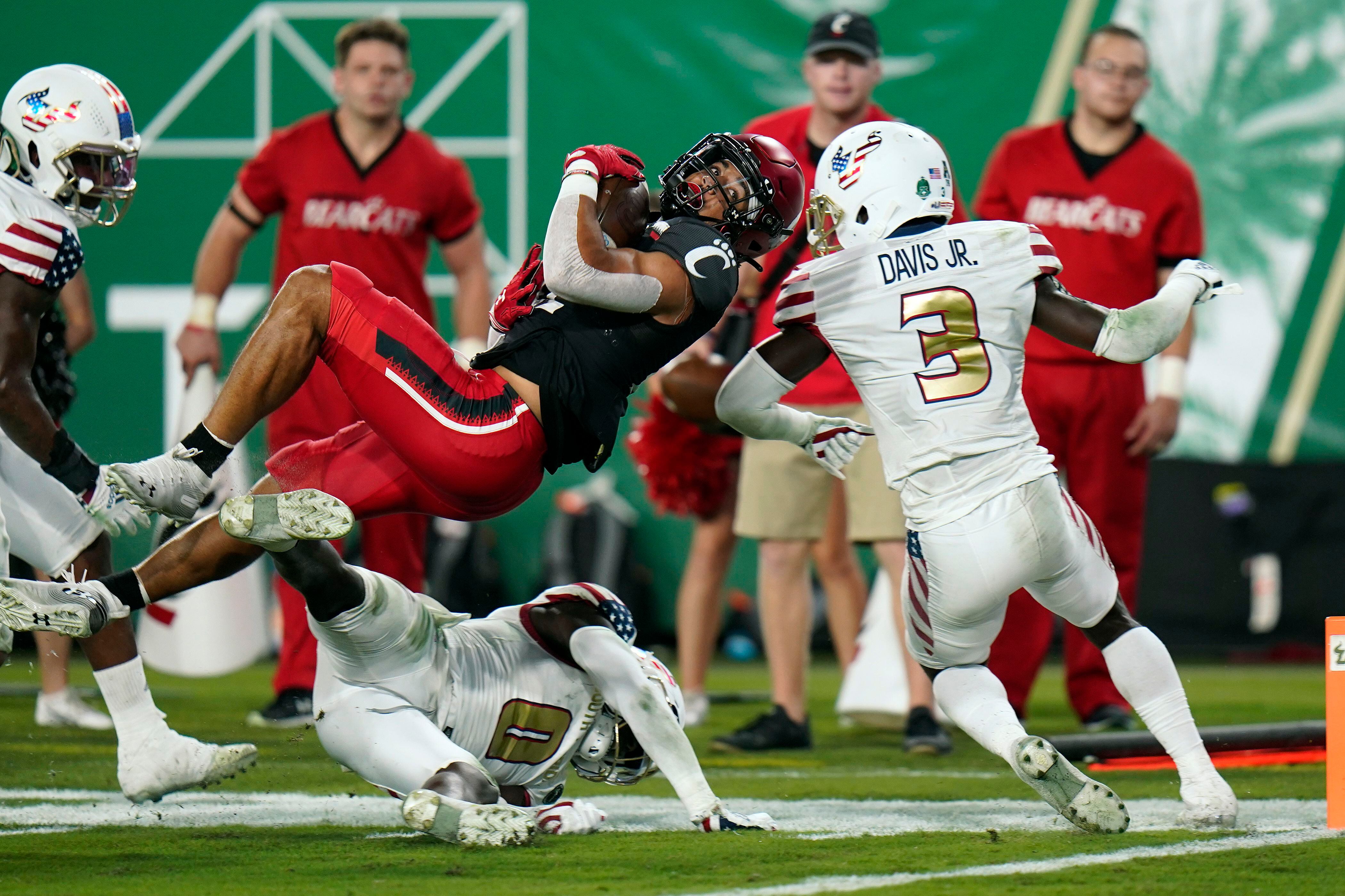 Ridder breaks Cincinnati TD record, No. 2 Bearcats beat USF - The San Diego  Union-Tribune