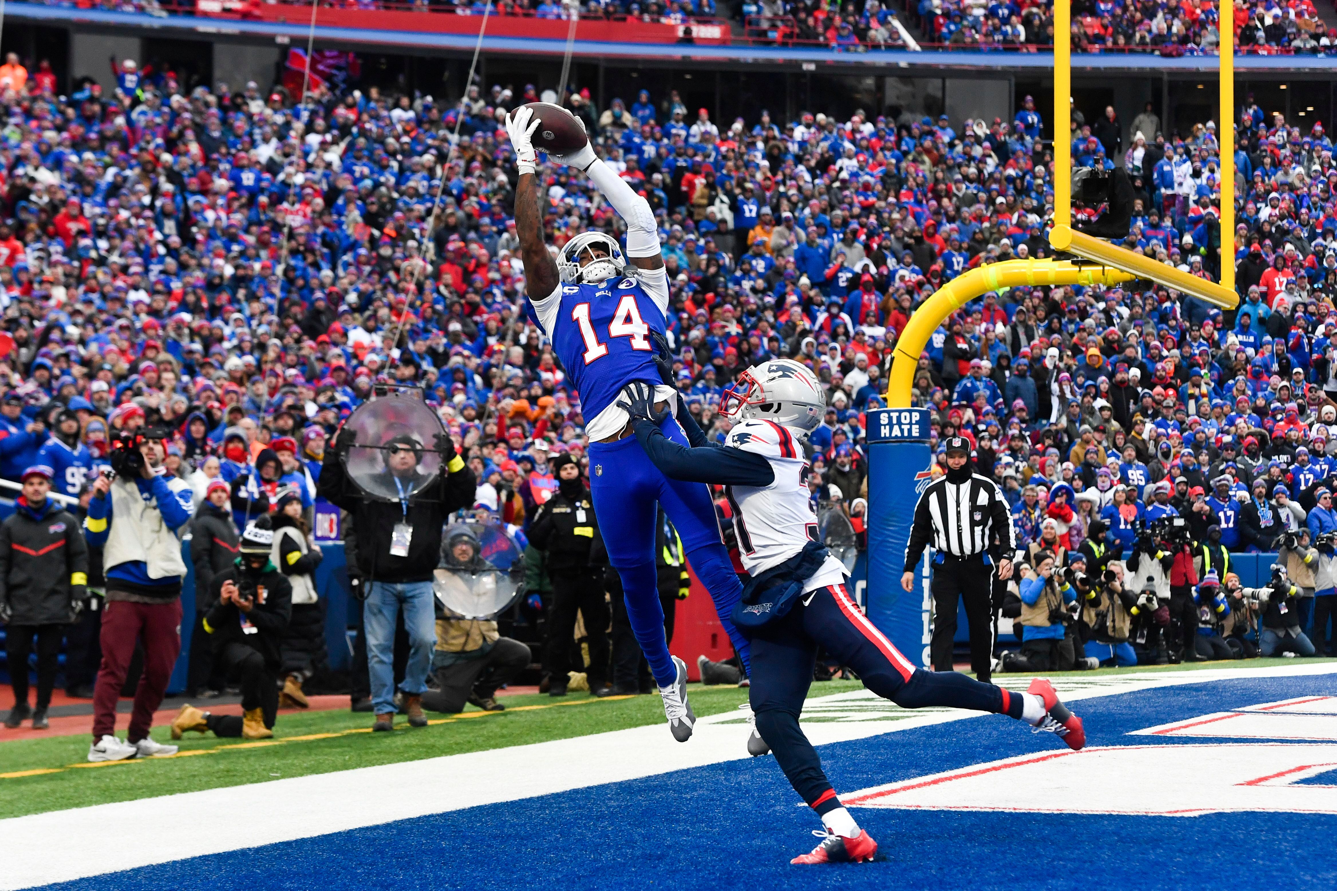 Bills win for Hamlin and eliminate Patriots from playoffs - The San Diego  Union-Tribune