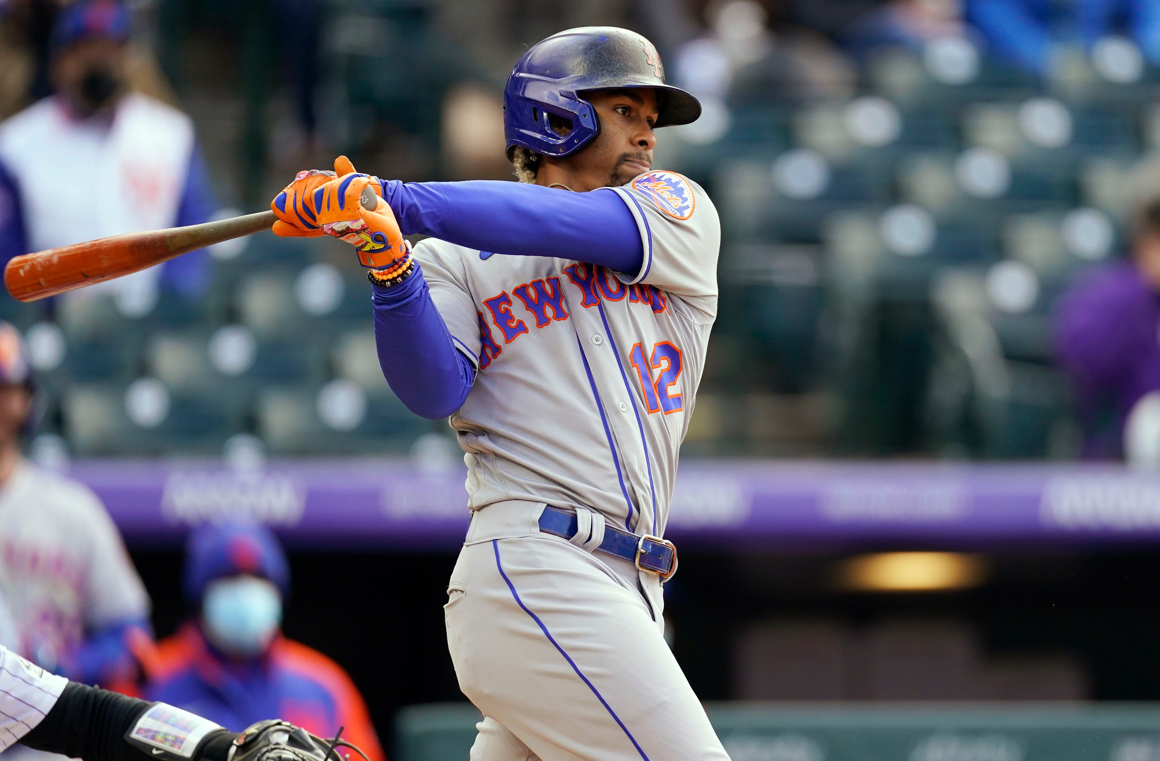 DeGrom strikes out 9 in row as Mets split with Rockies